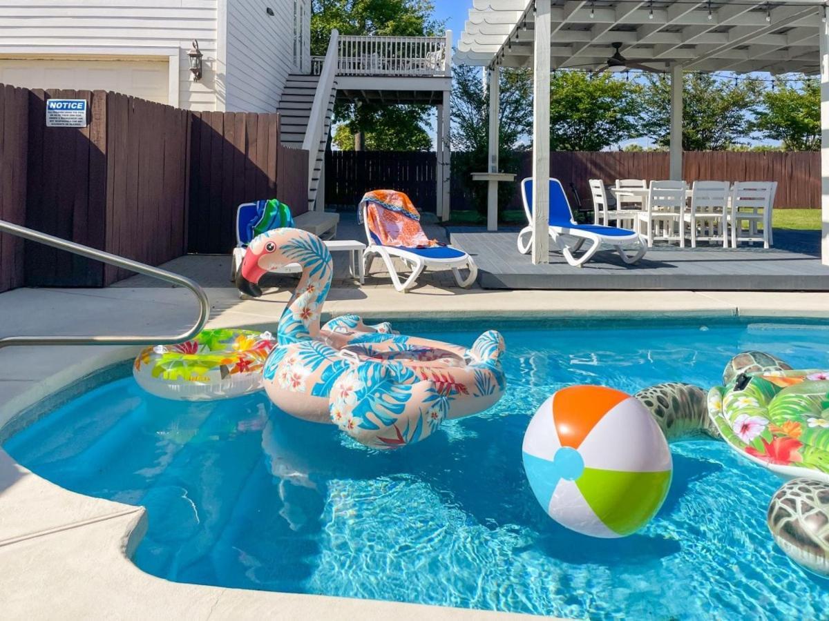 Holiday home Seas The Moment Pool & Hot Tub Golf Cart Deals Destin