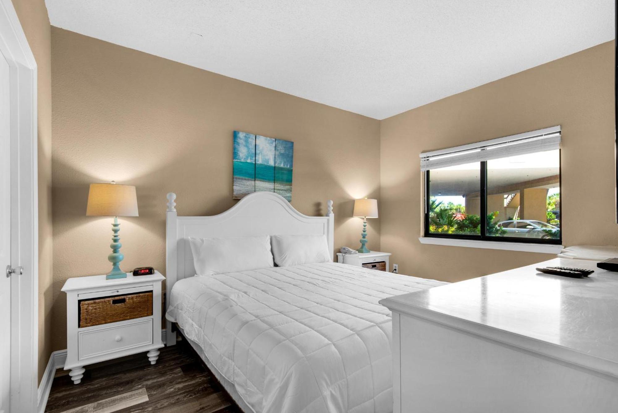 Sundestin 102 Holiday home