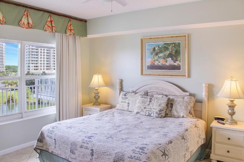 Majestic Sun 0405b * Destin