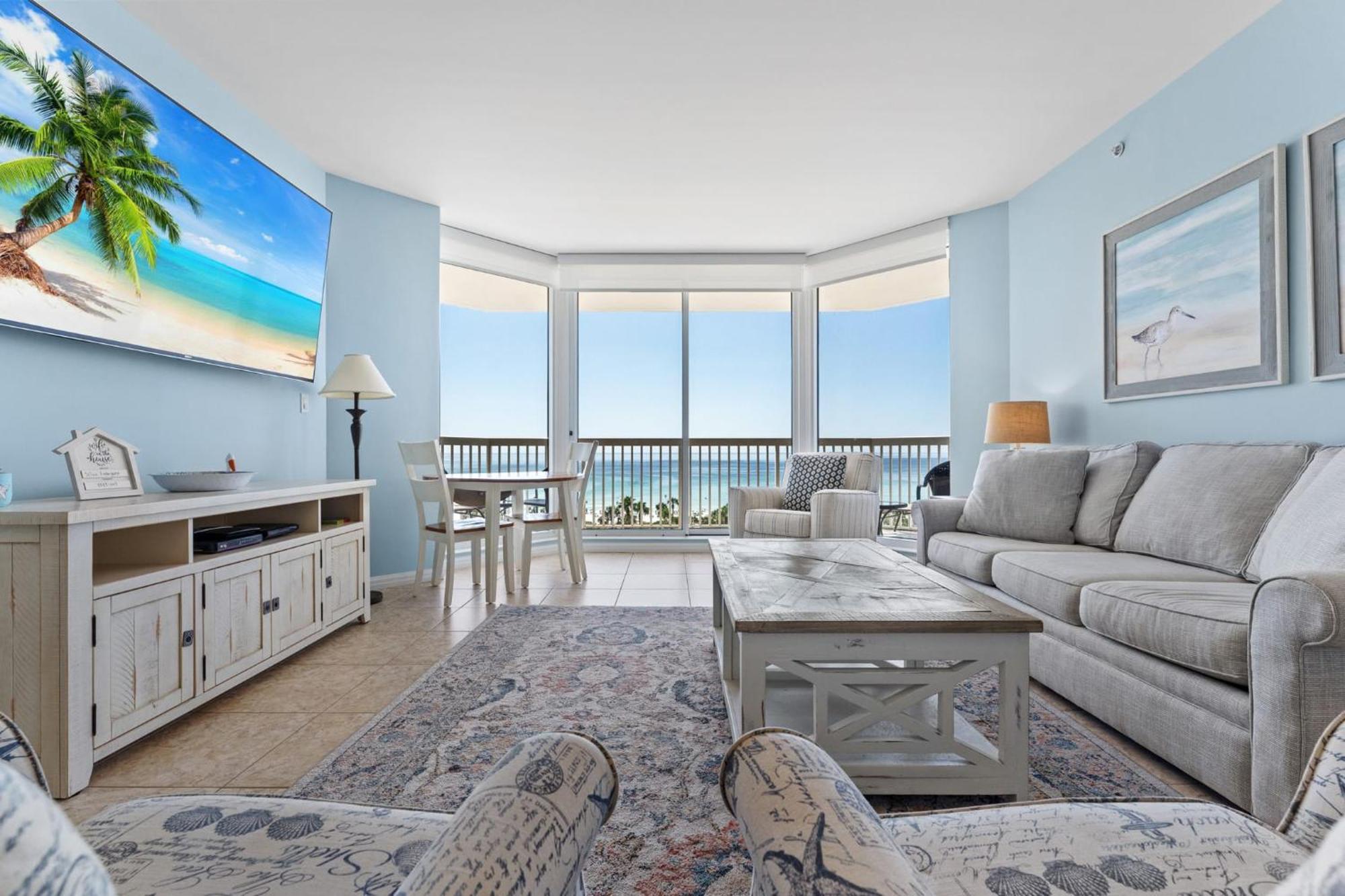 Panoramic Views And Private