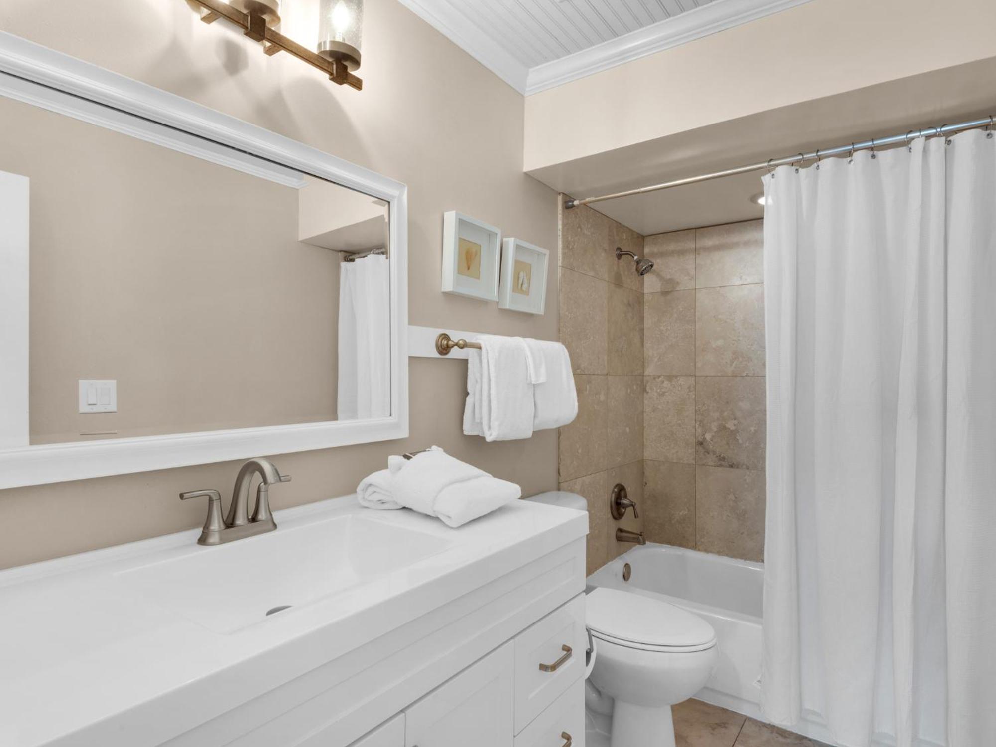 Quiet Surf Townhomes Ii #3 By Newman-dailey Holiday home Destin