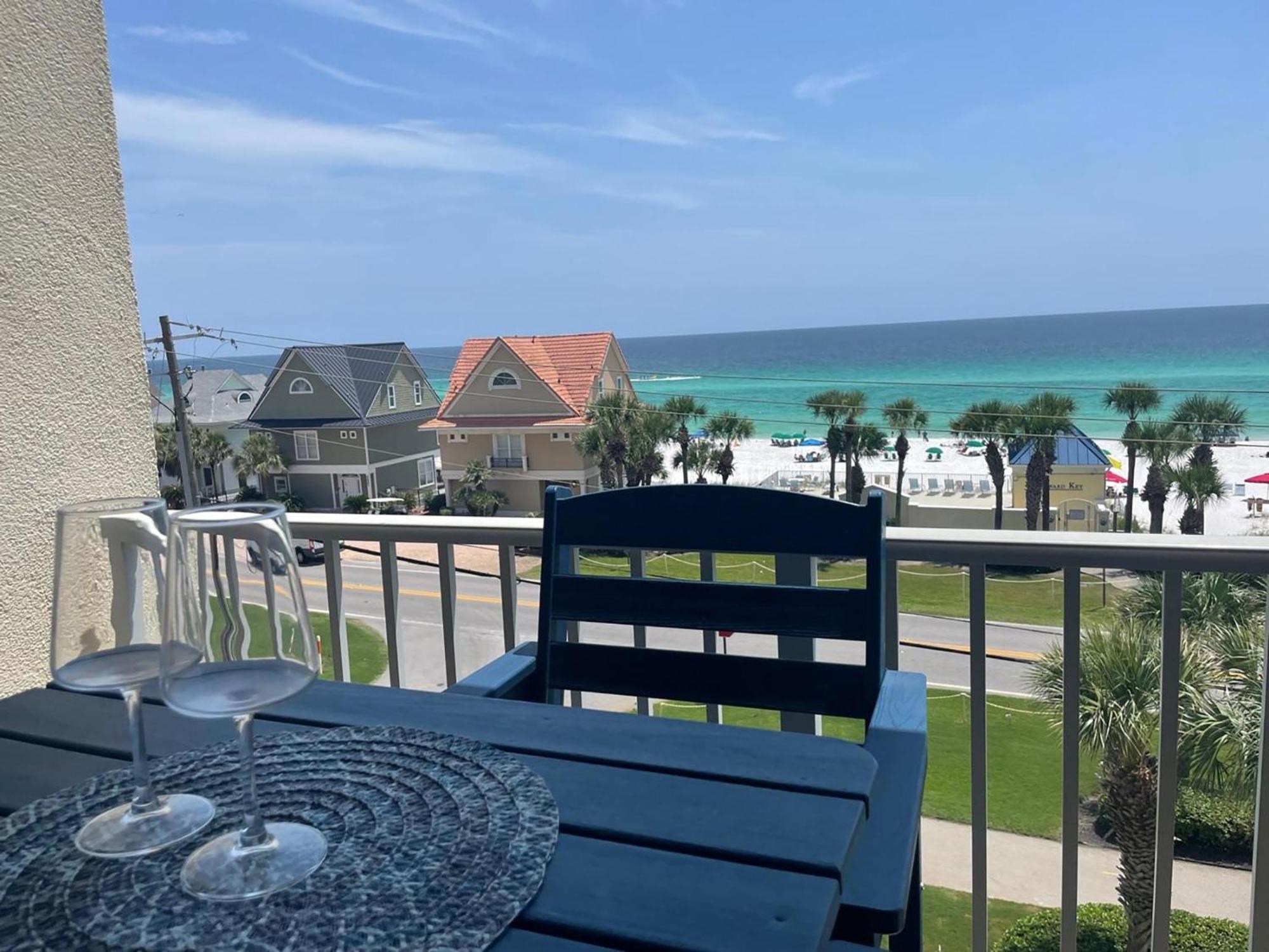 Leeward Key 405 * Destin