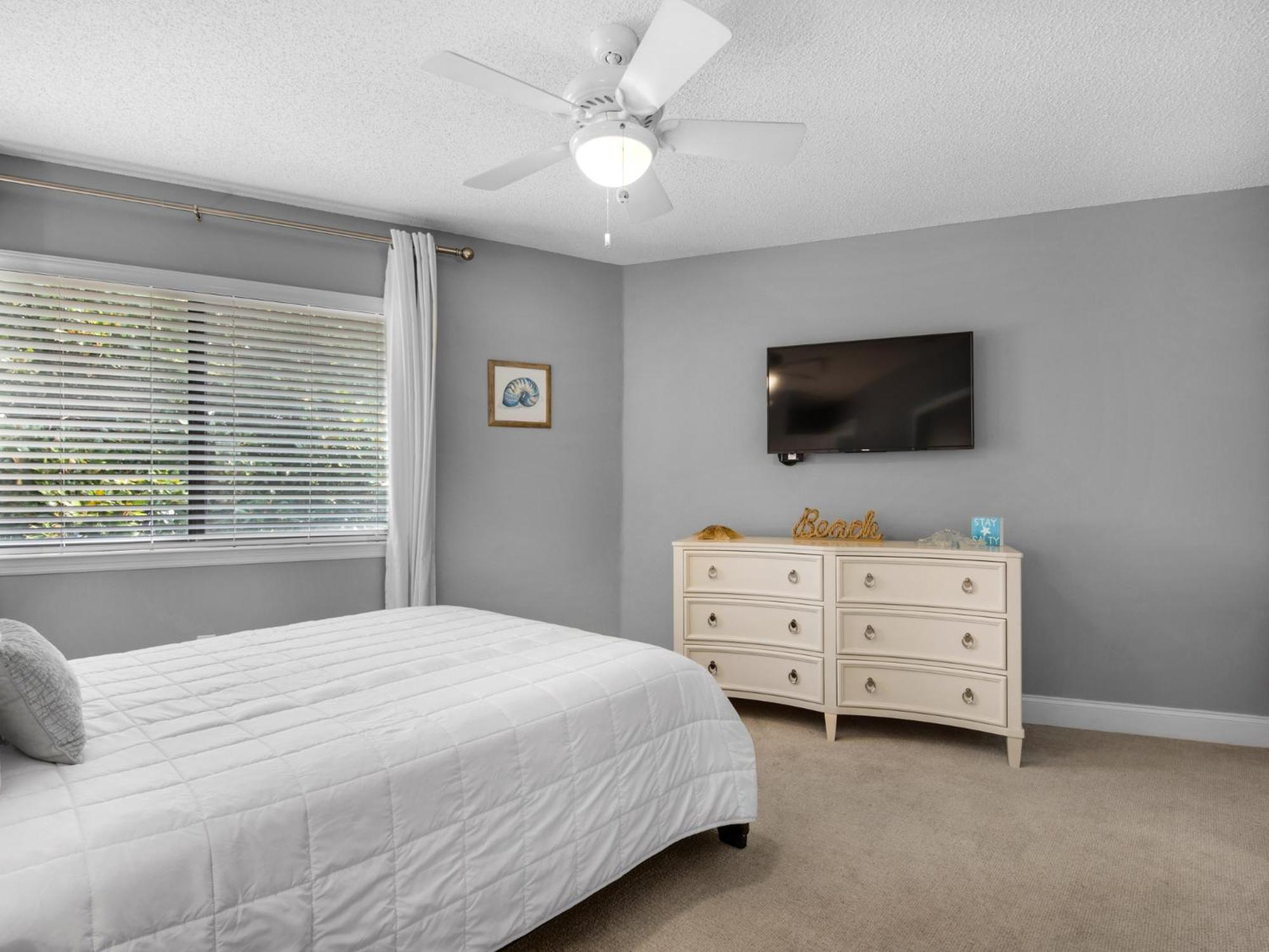 Apartment Crystal Village 26b By Newman-dailey *
