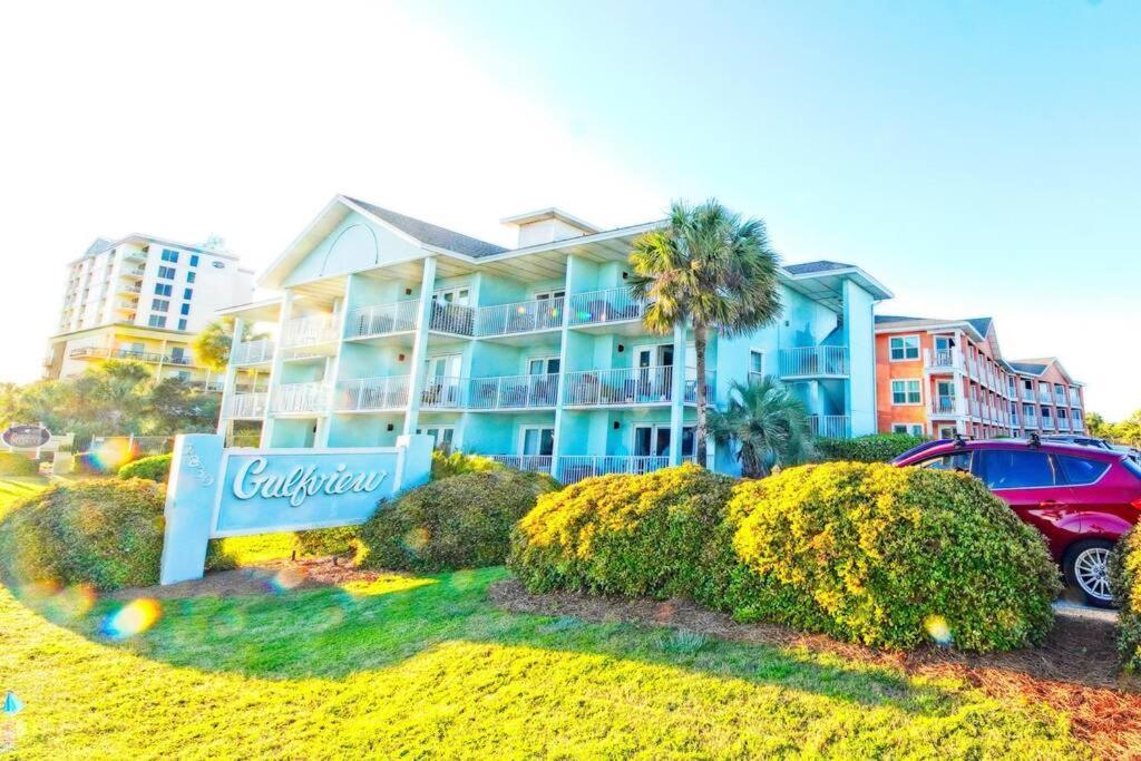 Private With Seasonal Chair Service And Heated Pool Destin