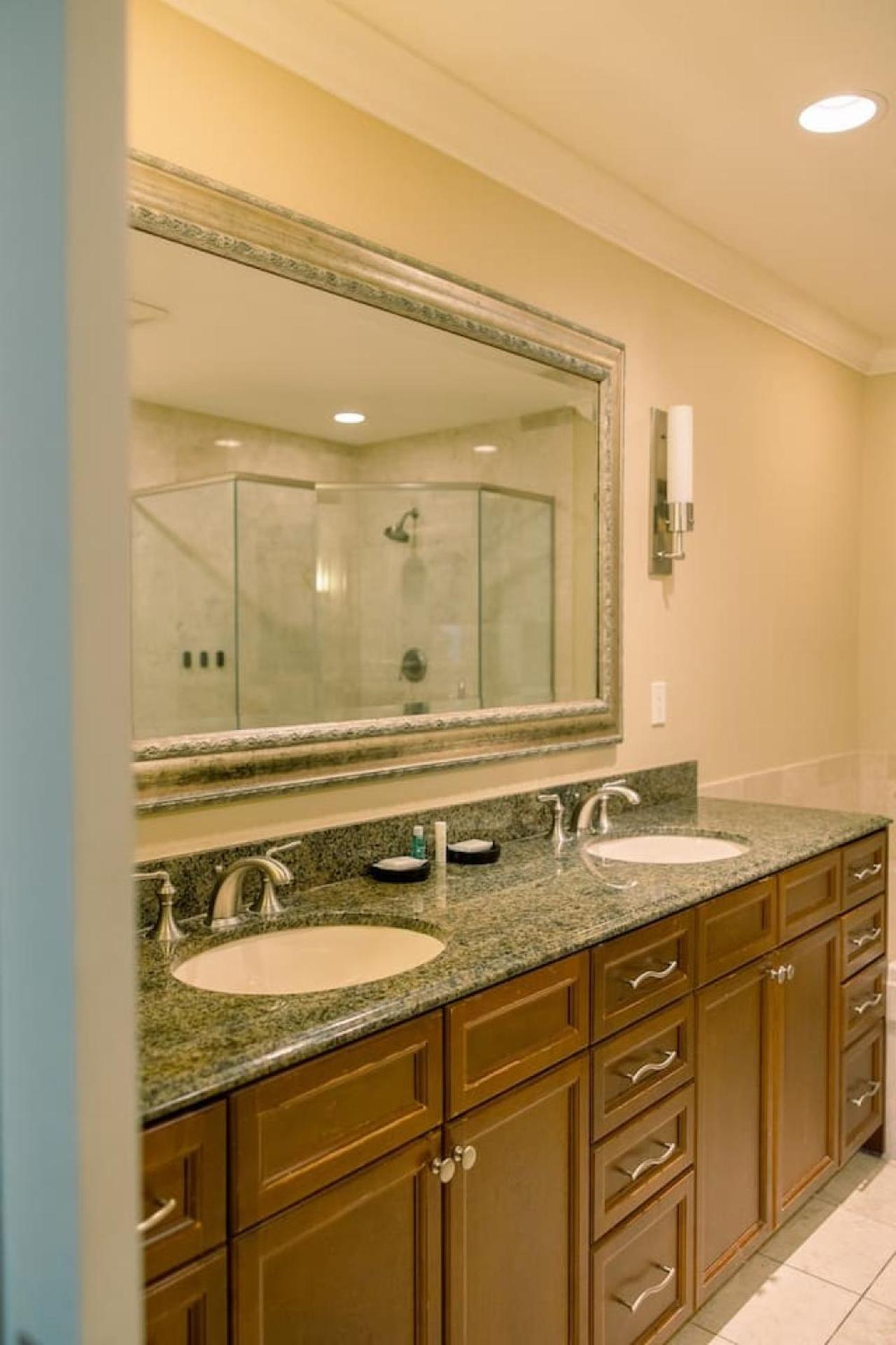 2 Bedroom On Harborwalk Village