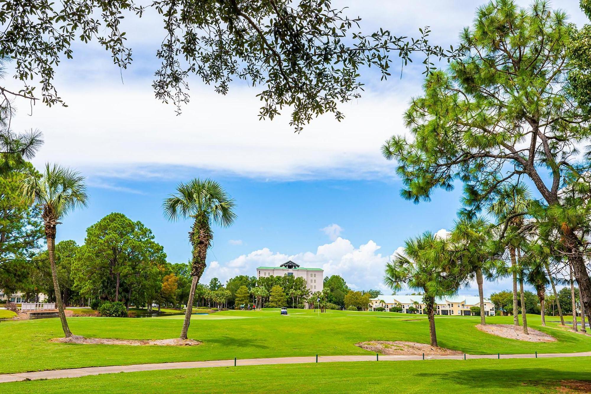 Fairways 260 *