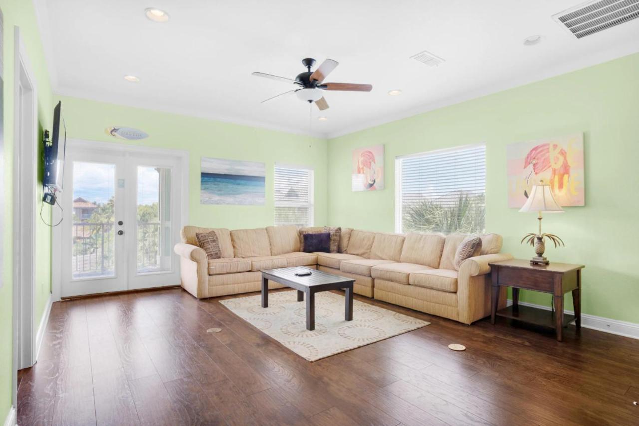 Holiday home Splish Splash Pet Friendly Pool View Destin