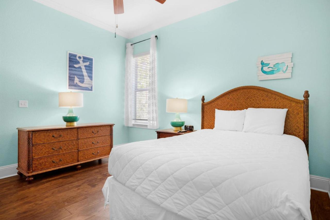 Holiday home Splish Splash Pet Friendly Pool View Destin