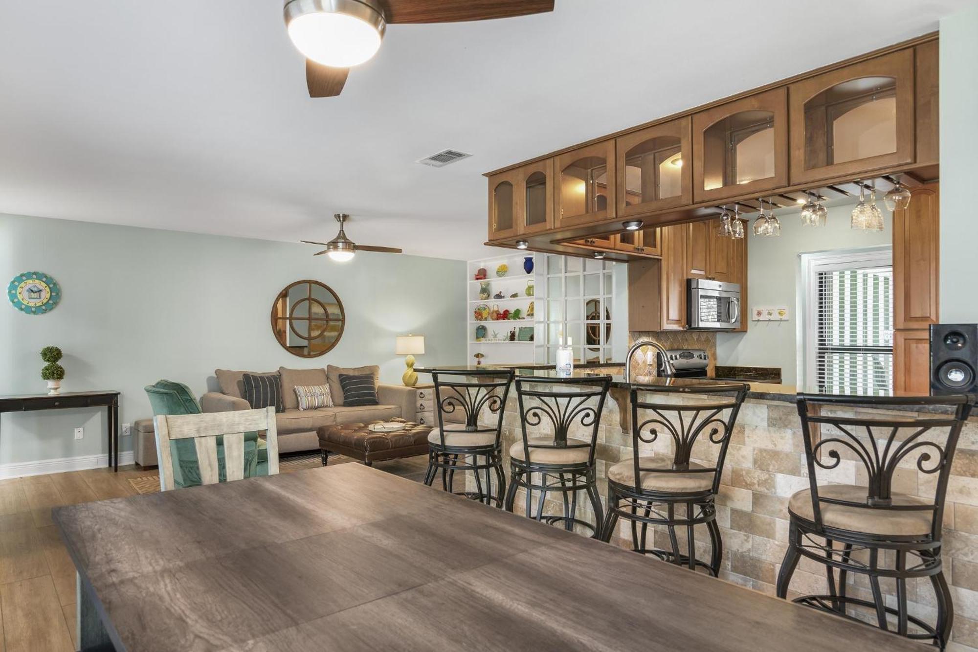 Augusta Village 527 * Destin