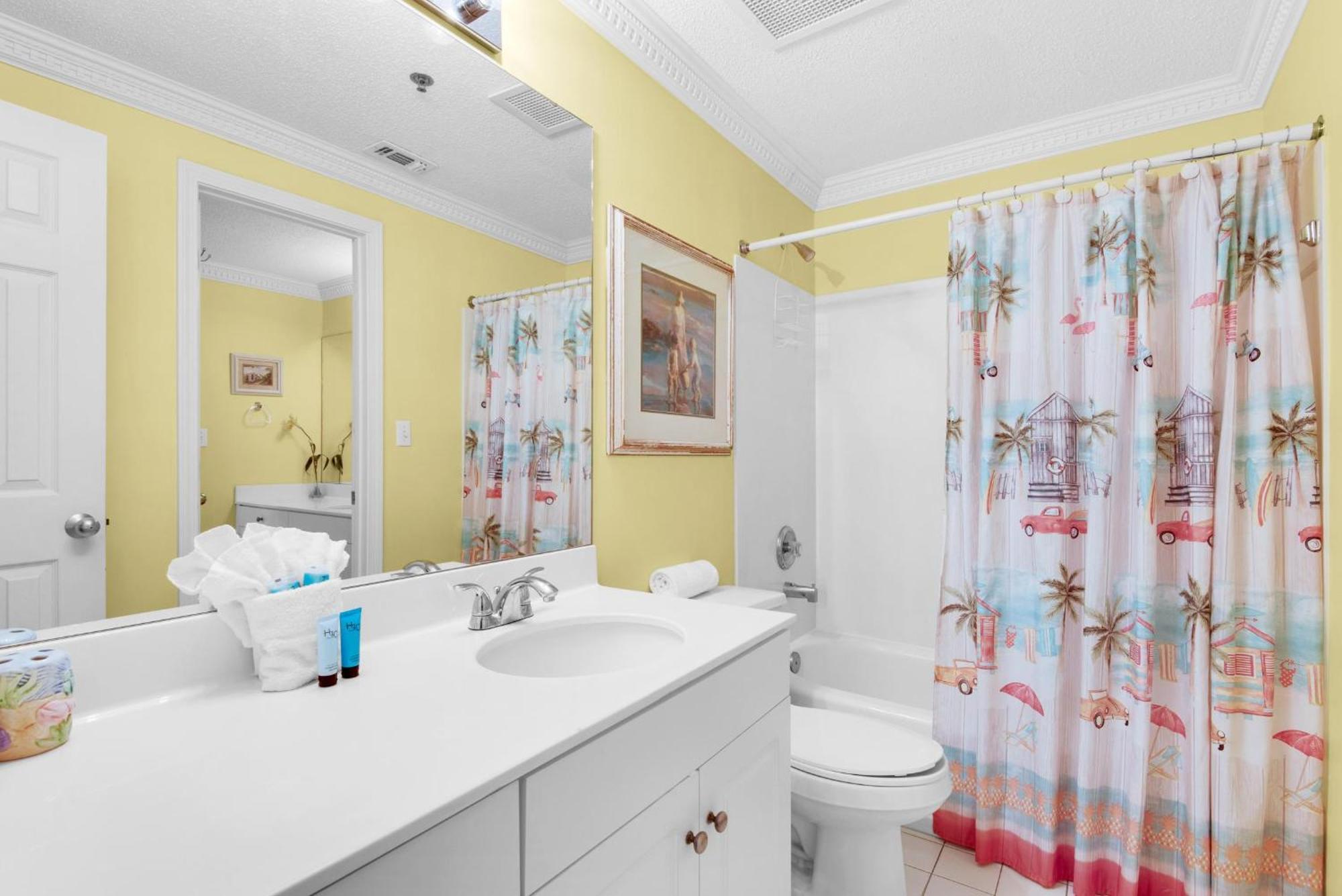 Apartment Leeward Key 401