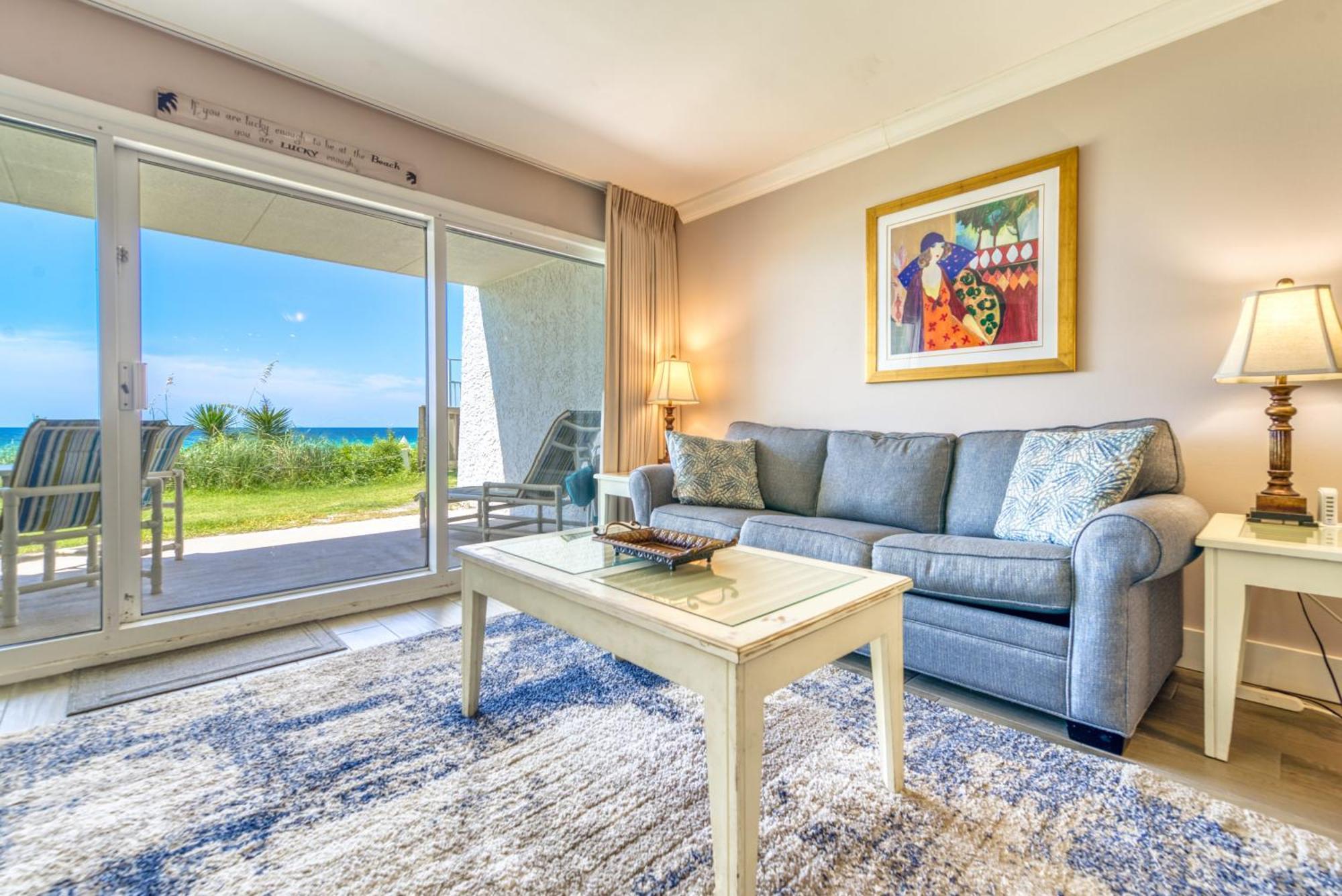 House B101 - Beachfront With Pool, Wifi, & Service Apartment