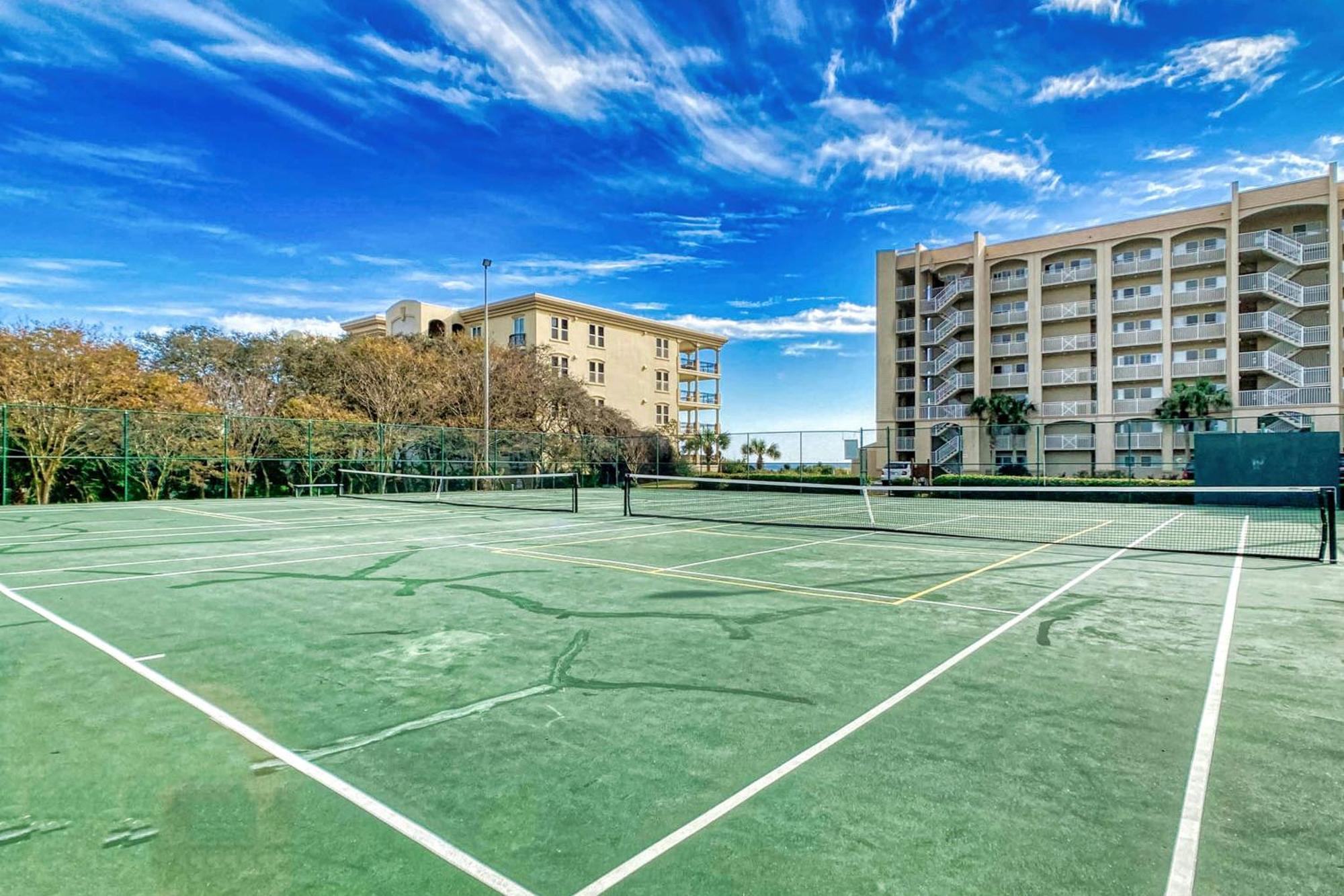 House B101 - Beachfront With Pool, Wifi, & Service * Destin