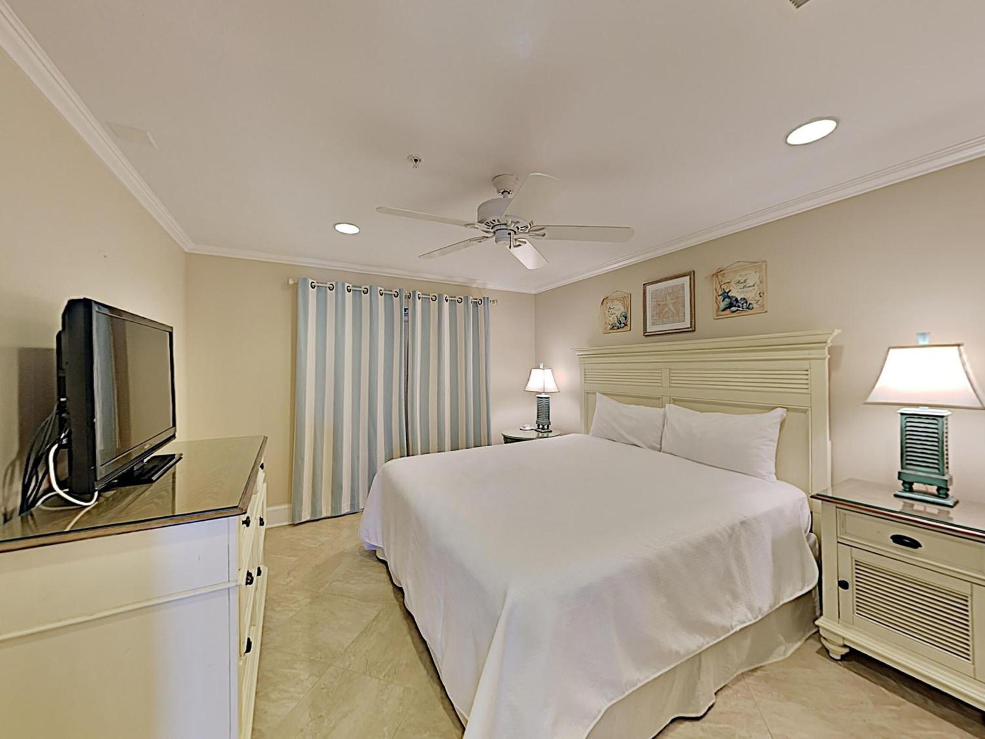 Crystal Dunes #404 Apartment *