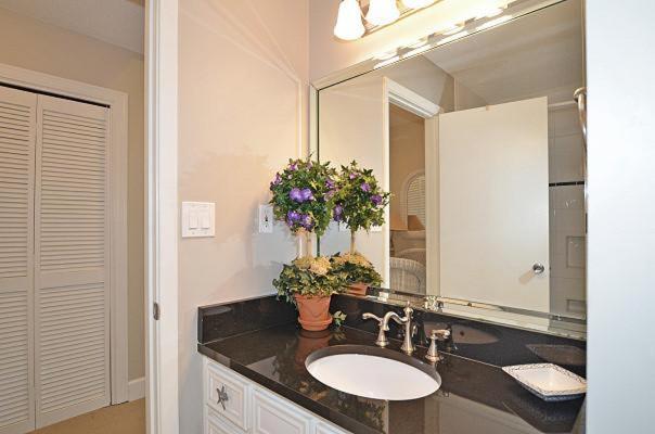 4-10 Shoreline Towers- Free Setup Holiday home