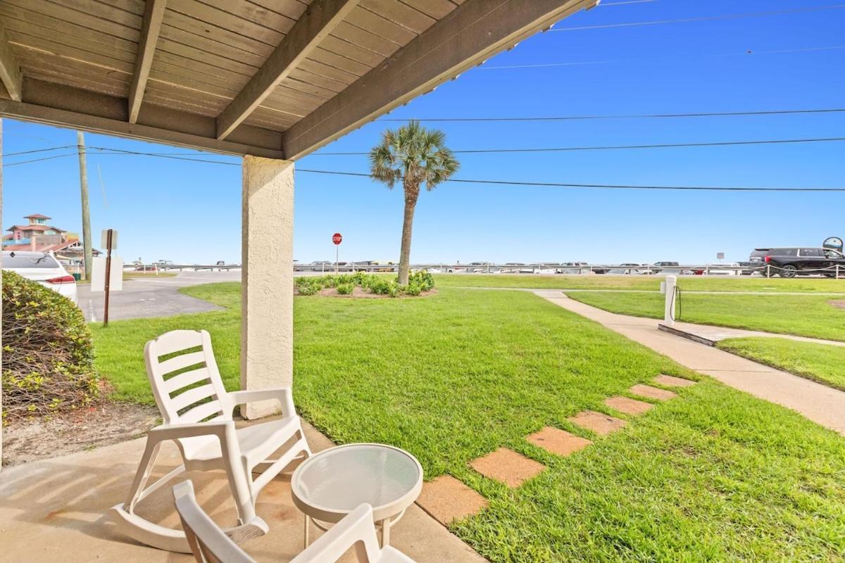 Holiday home Blue Surf 1 *