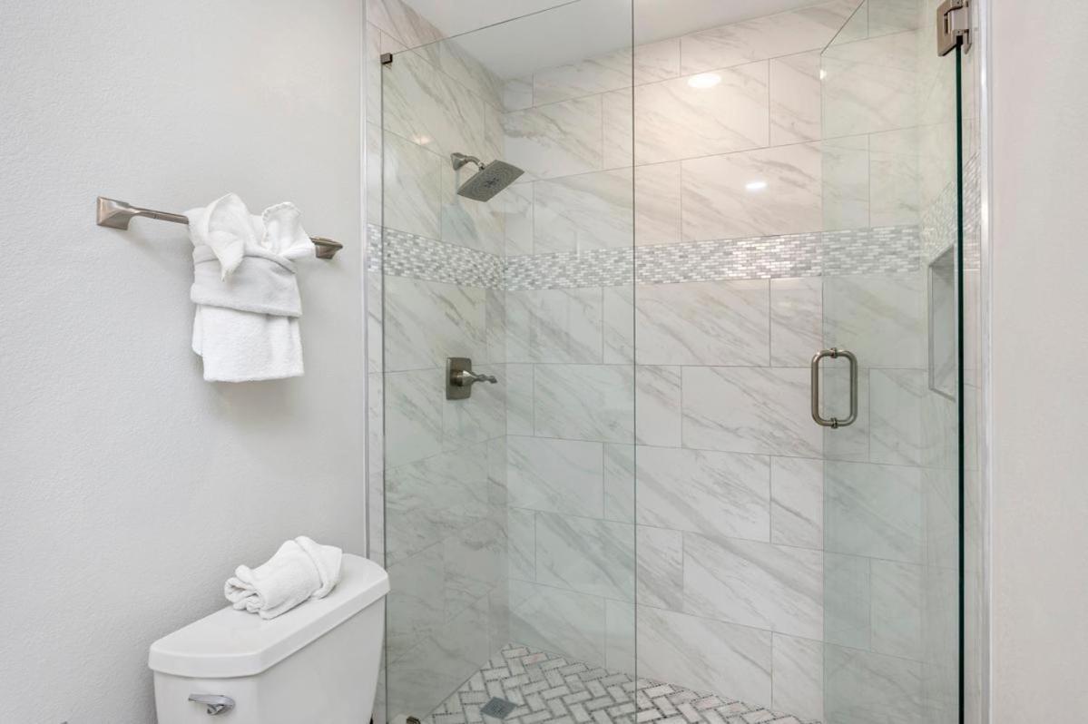 2123 Shoreline Towers 2-bdrm Penthouse Free Setup Holiday home