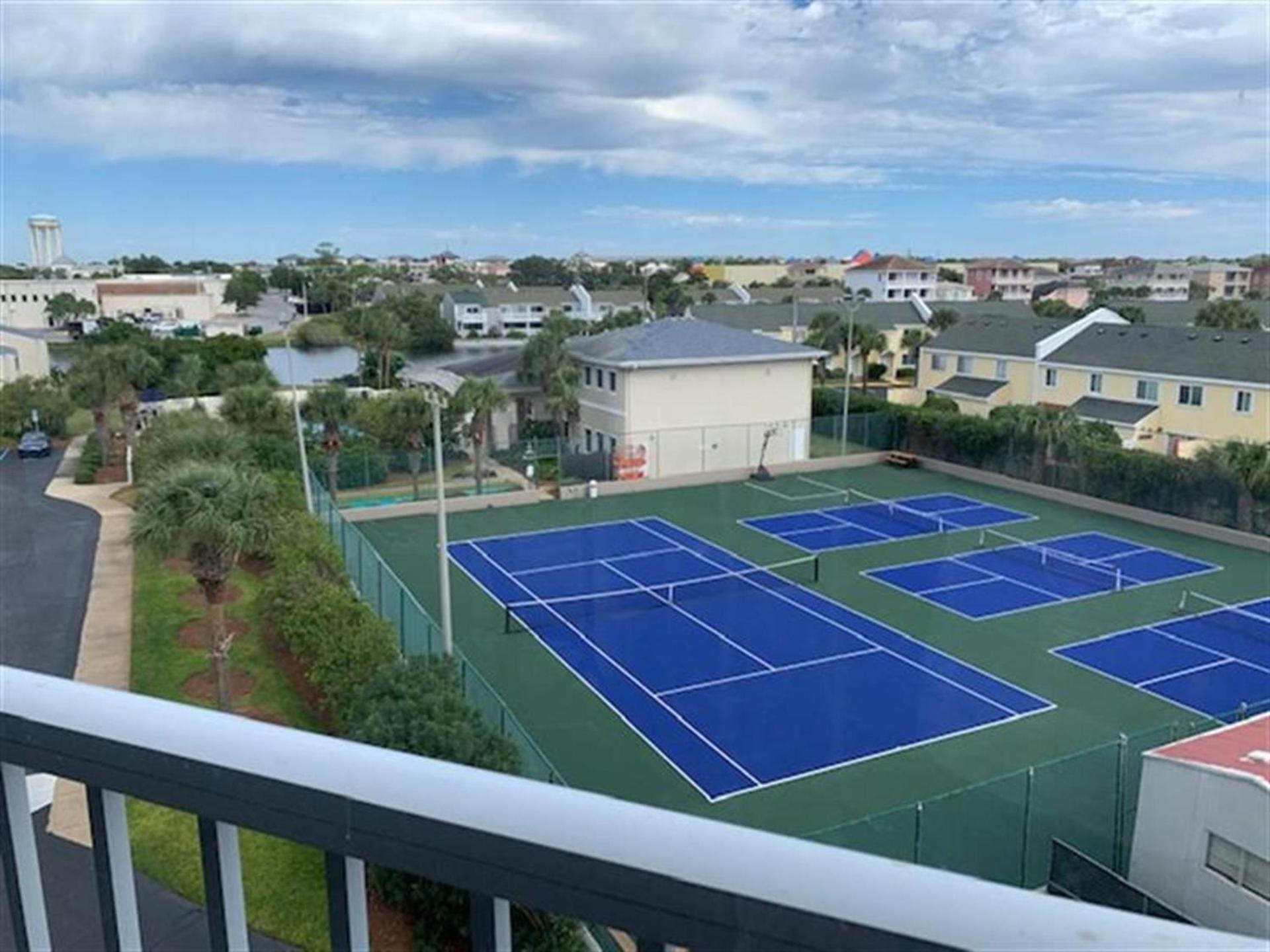 2123 Shoreline Towers 2-bdrm Penthouse Free Setup *