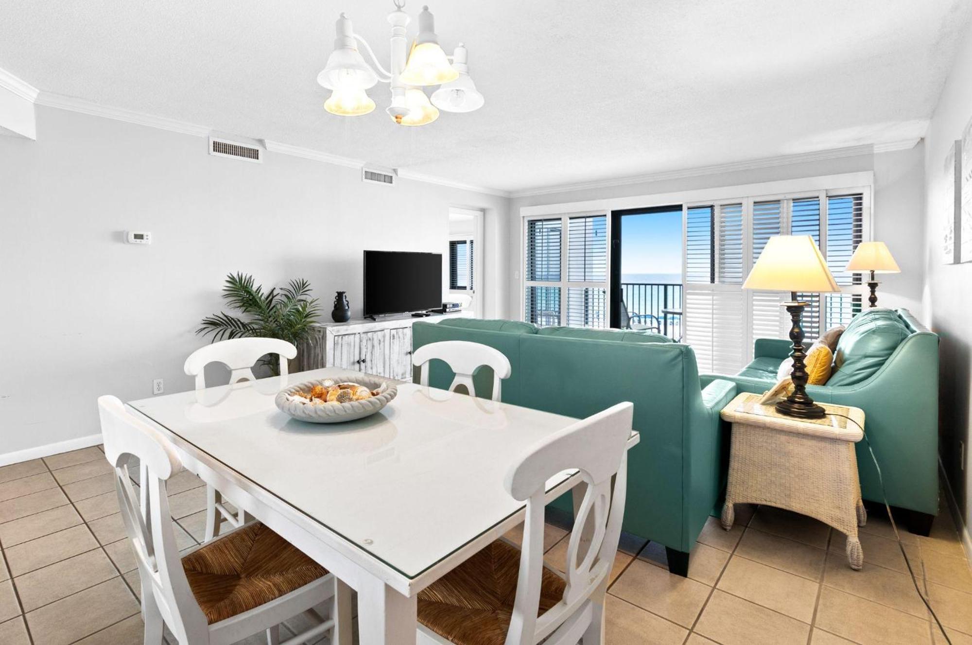 Emerald Towers 0302