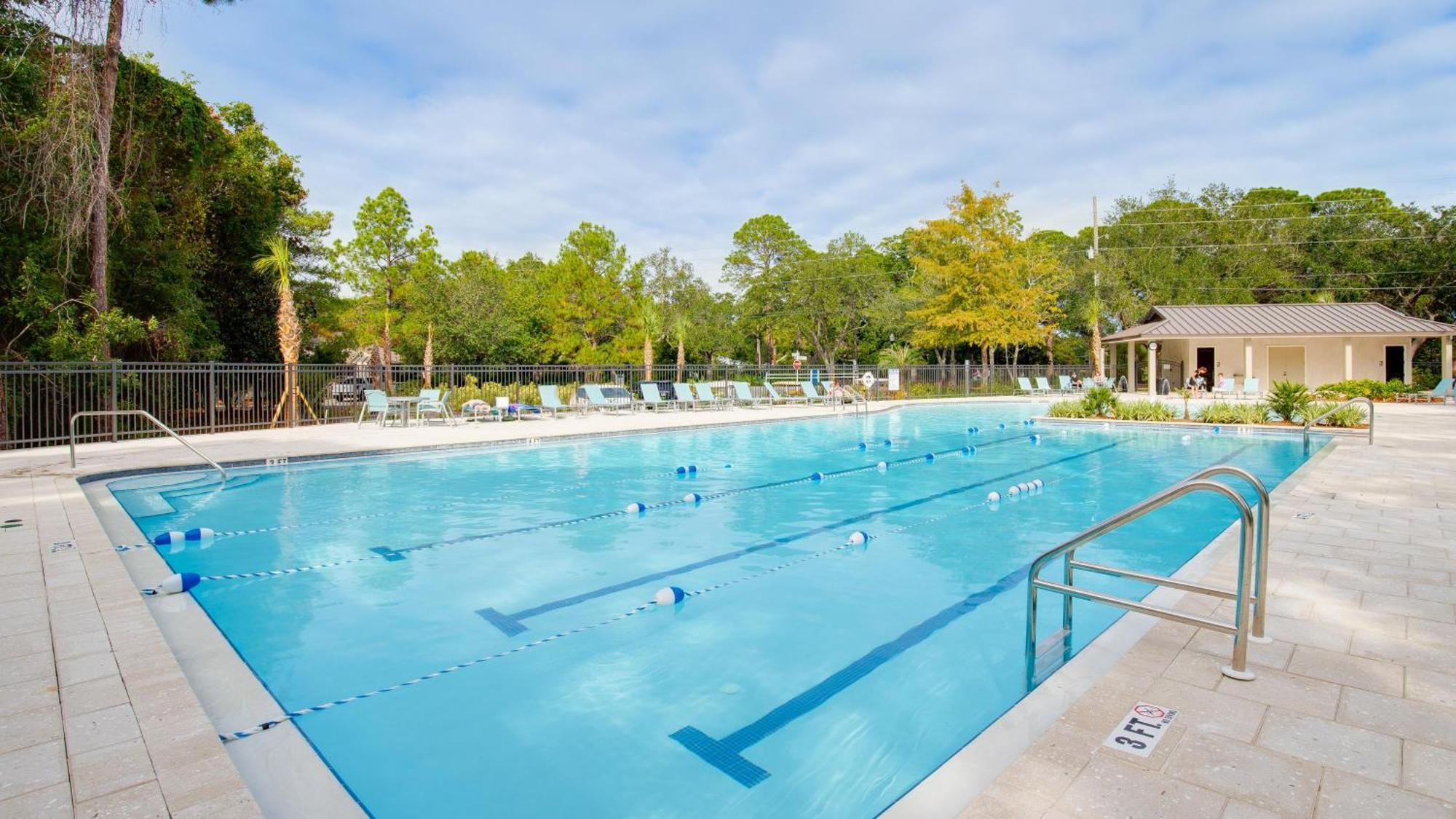 Holiday home Pine Ridge 5379 'tee By The Sea' Destin