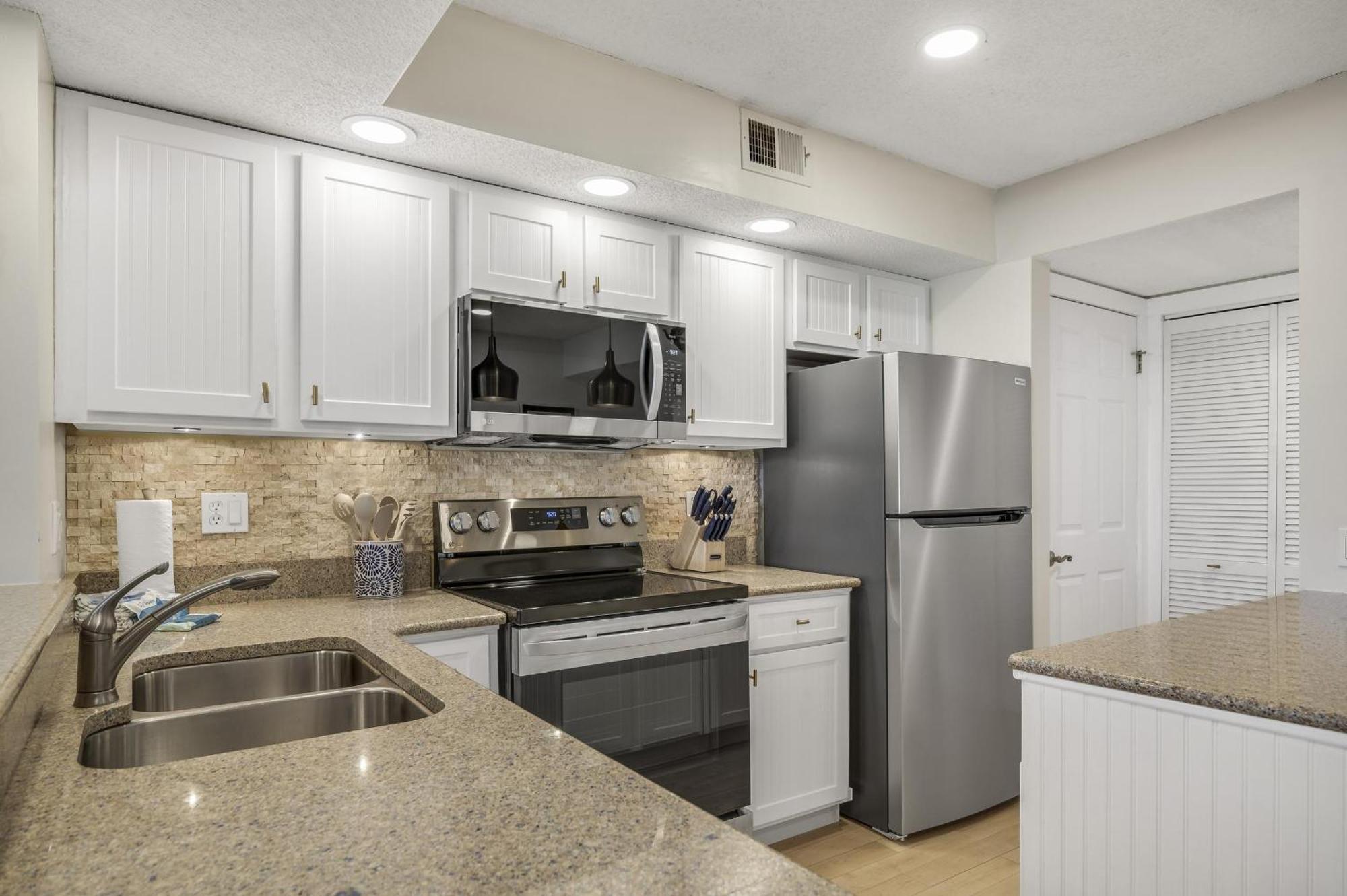 Holiday home 819 Harbour Point 'steel Magnolia On The Bay' Destin
