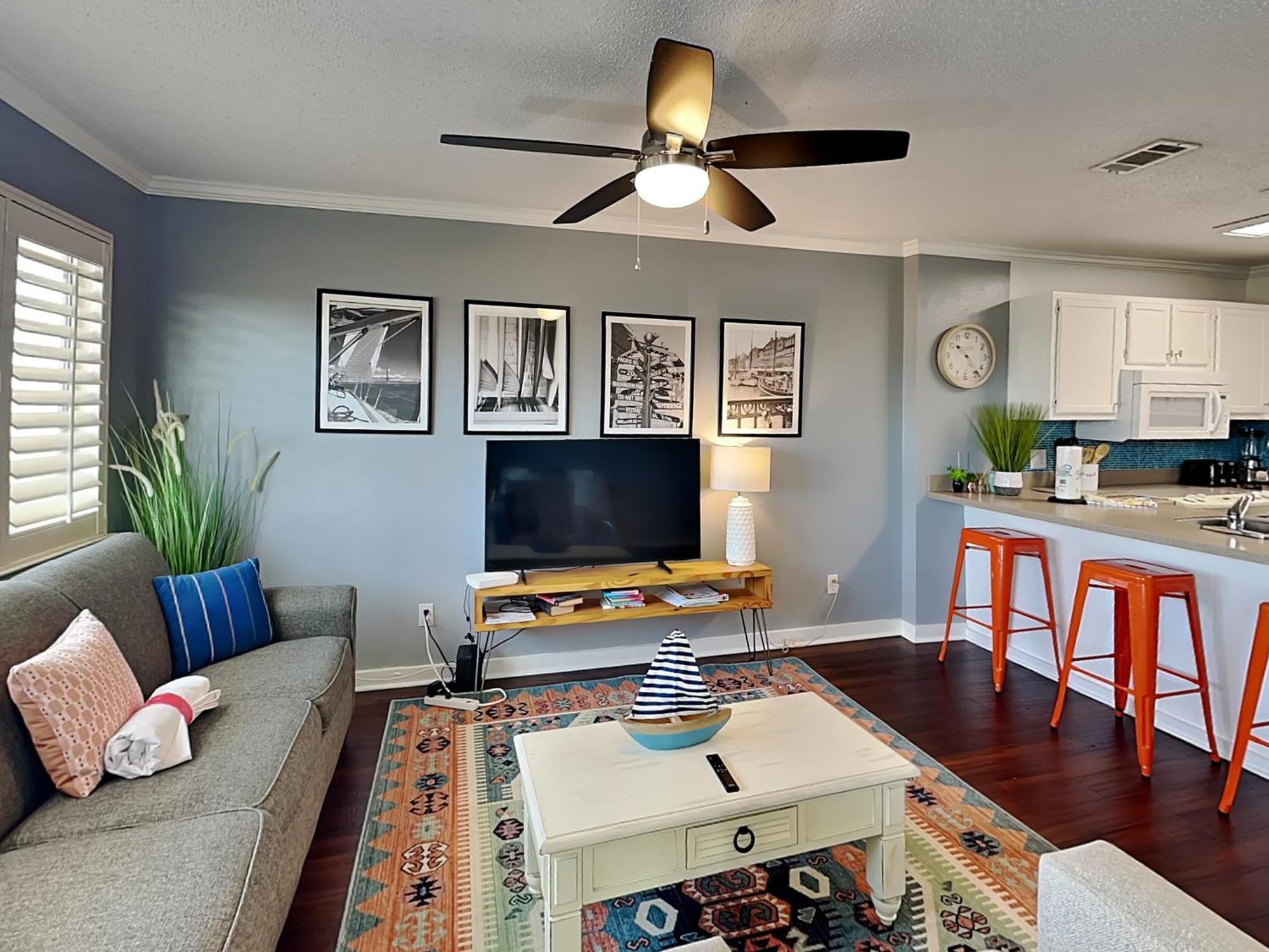 Apartment Island 304