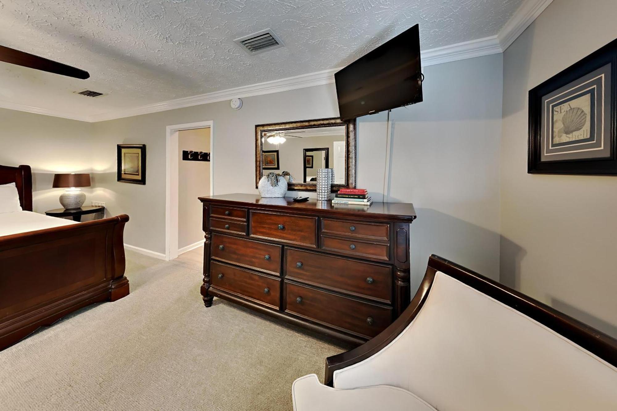 Apartment Crystal 9a