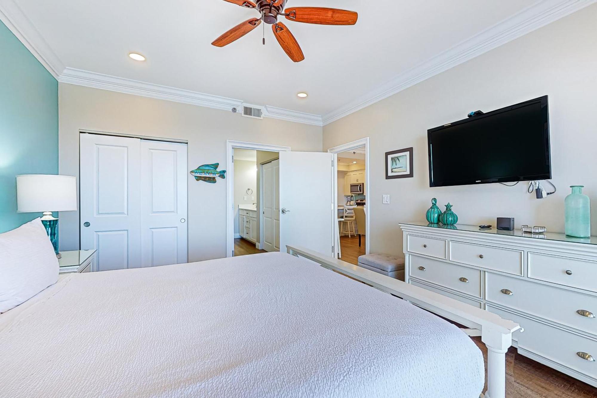 Apartment Tops'l Tides 1103