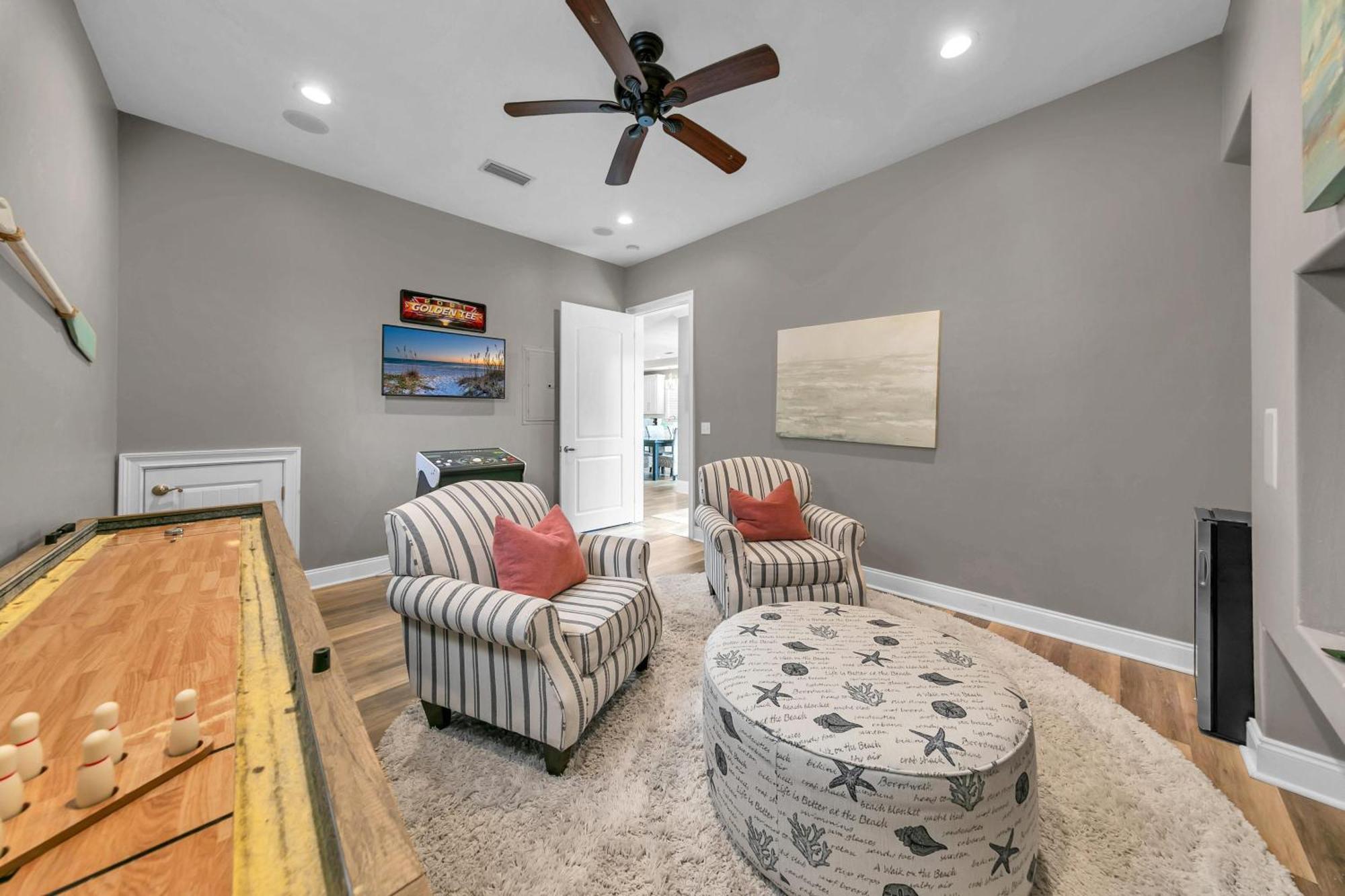 Holiday home The Adonis Destin