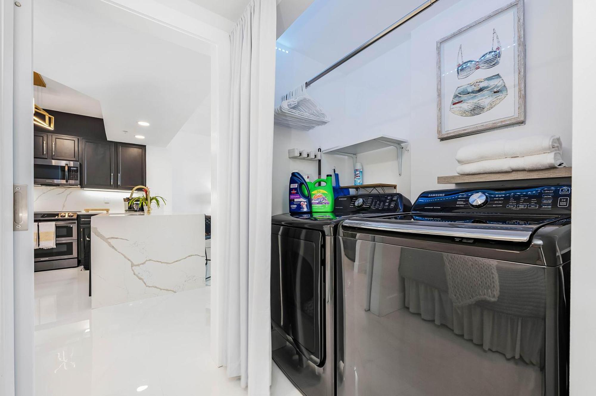 Palms #21207 Jr. 2br Penthouse Holiday home Destin