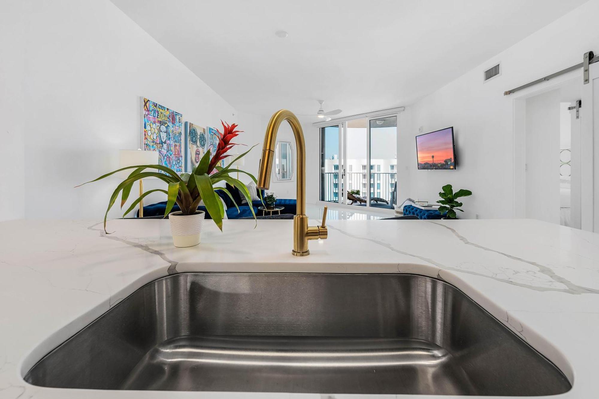 Palms #21207 Jr. 2br Penthouse Holiday home Destin