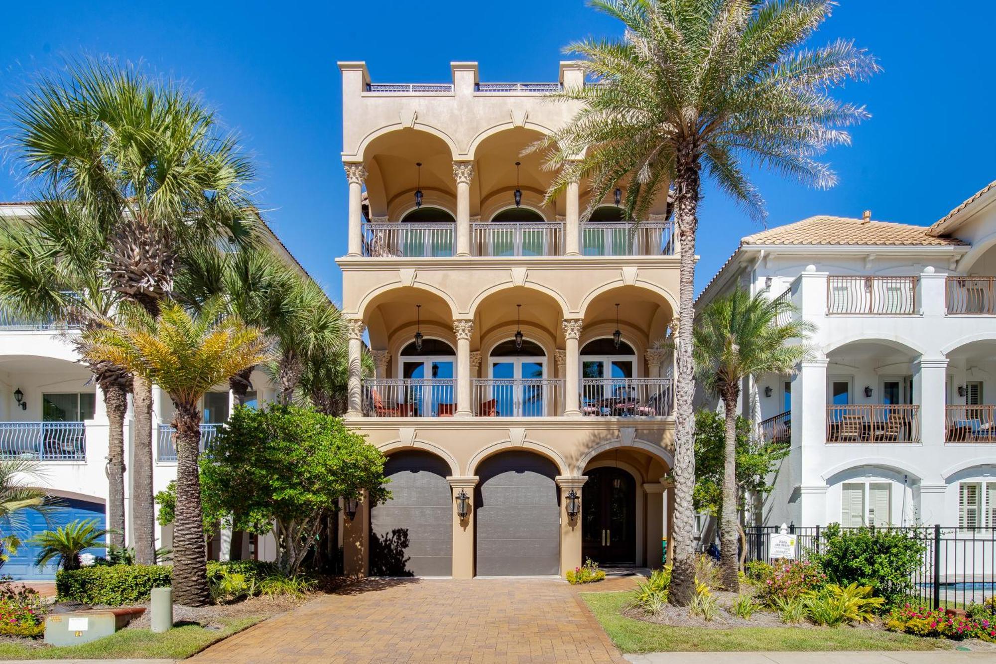 Views, Rooftop Deck, Outdoor Kitchen, * Destin