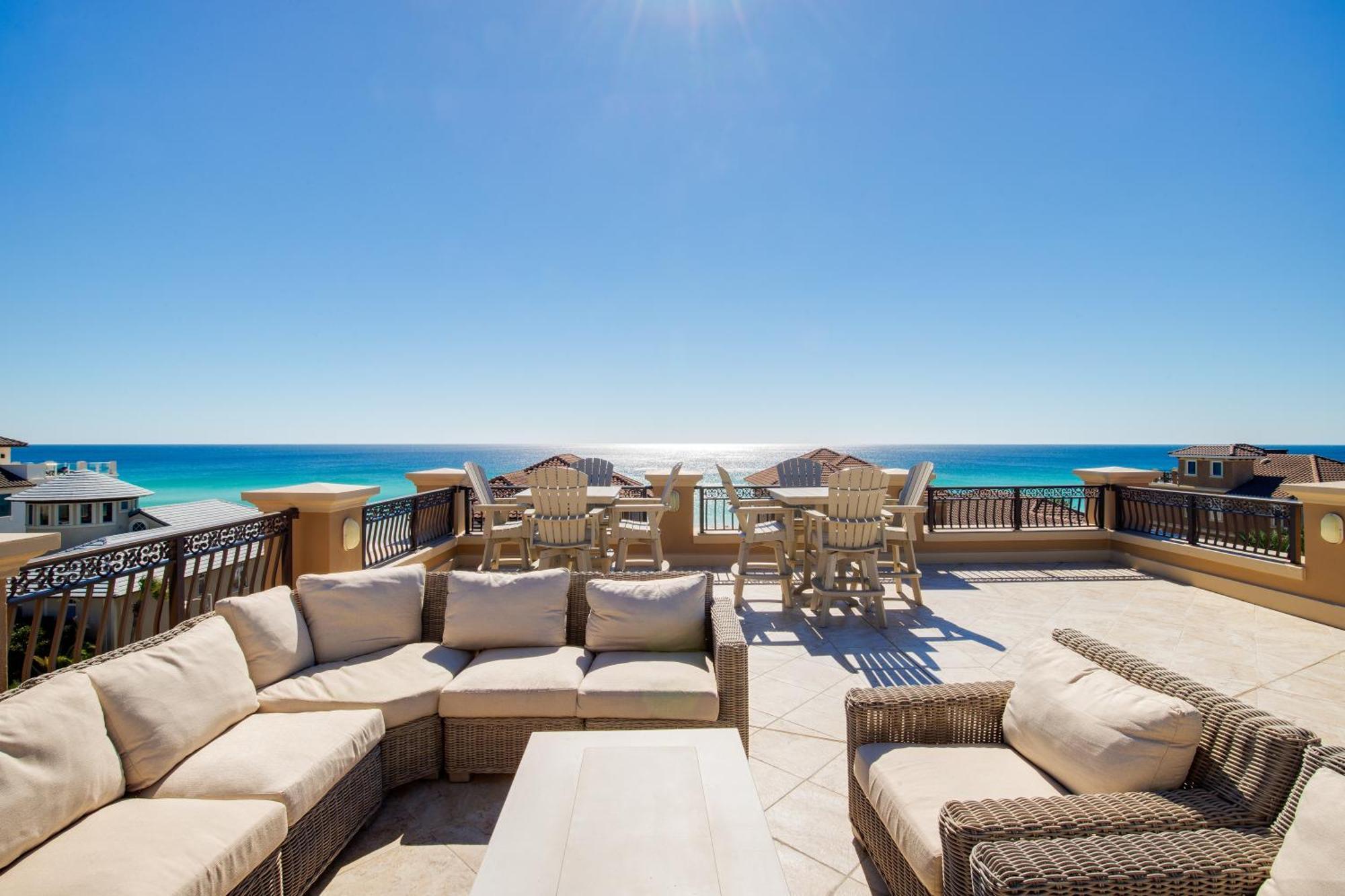 Views, Rooftop Deck, Outdoor Kitchen, *