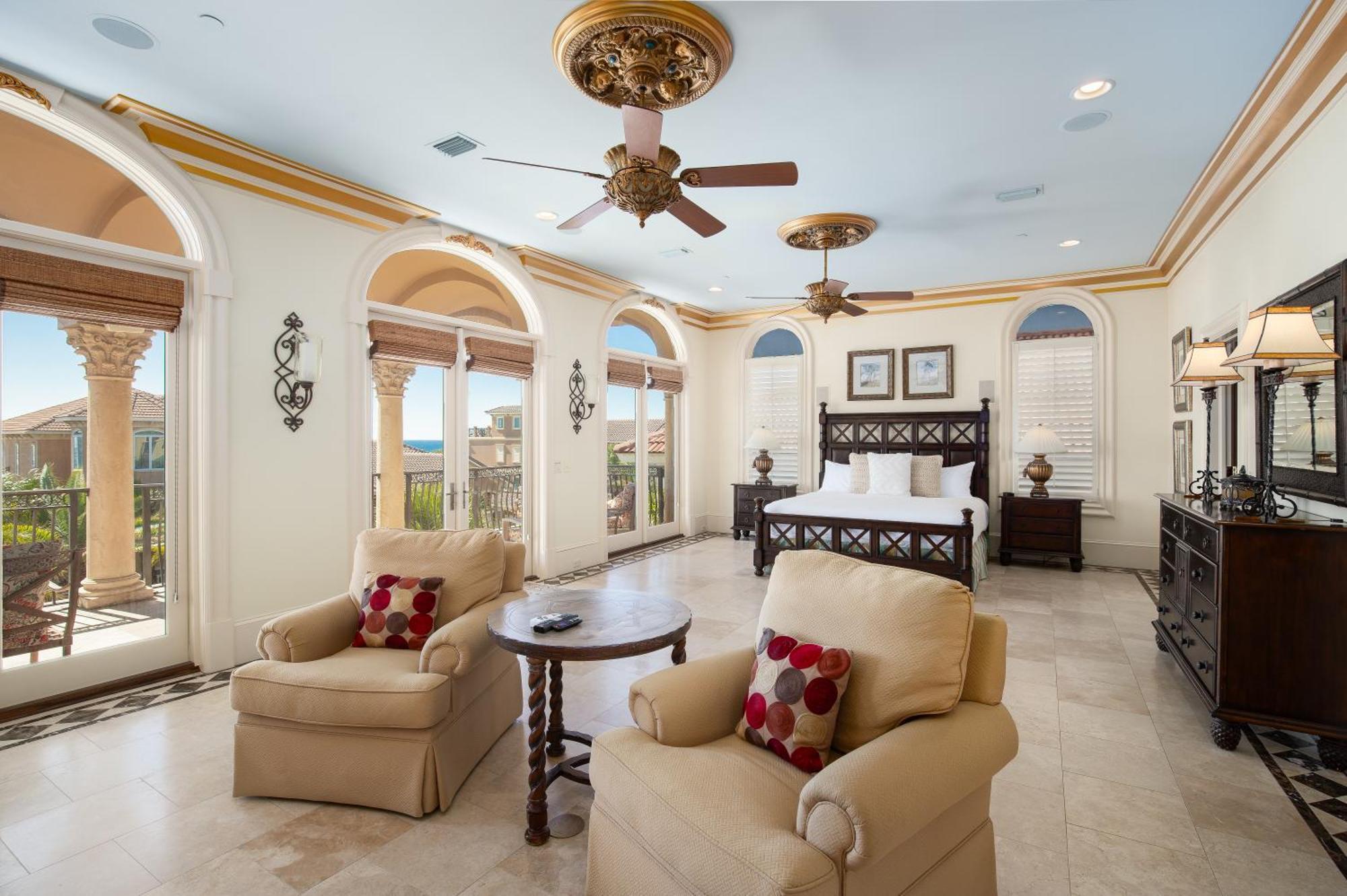 Views, Rooftop Deck, Outdoor Kitchen, Holiday home