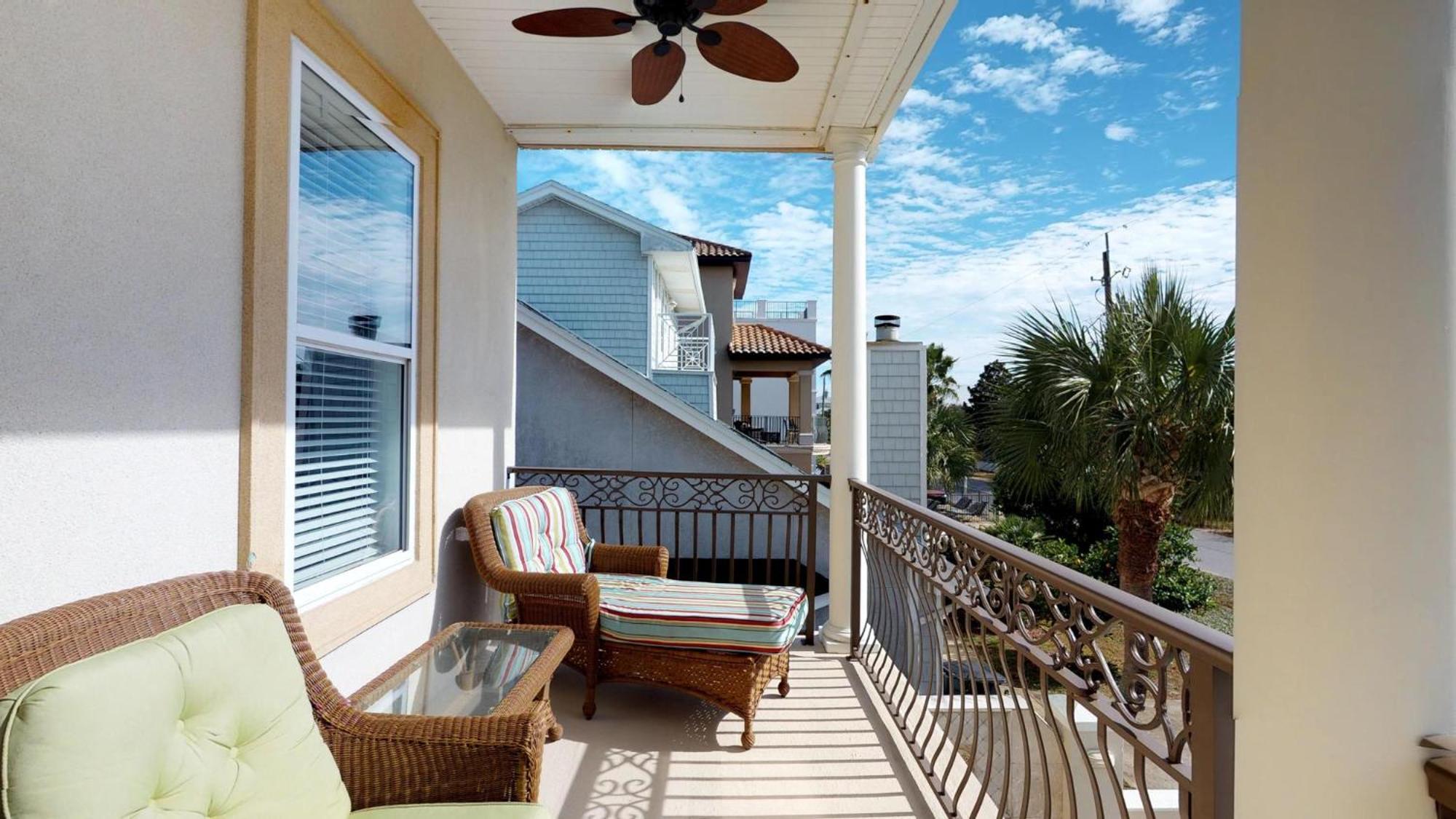 Kept Sea-cret Holiday home