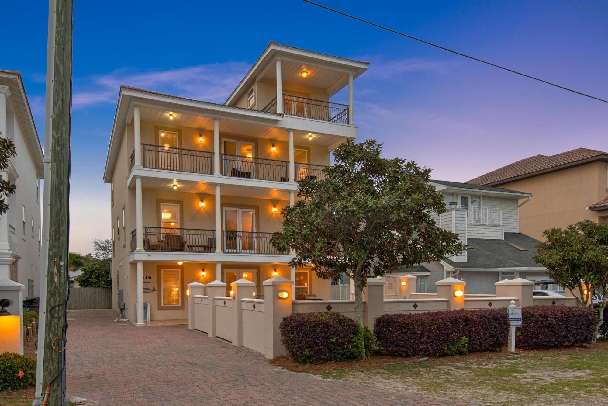Kept Sea-cret Holiday home