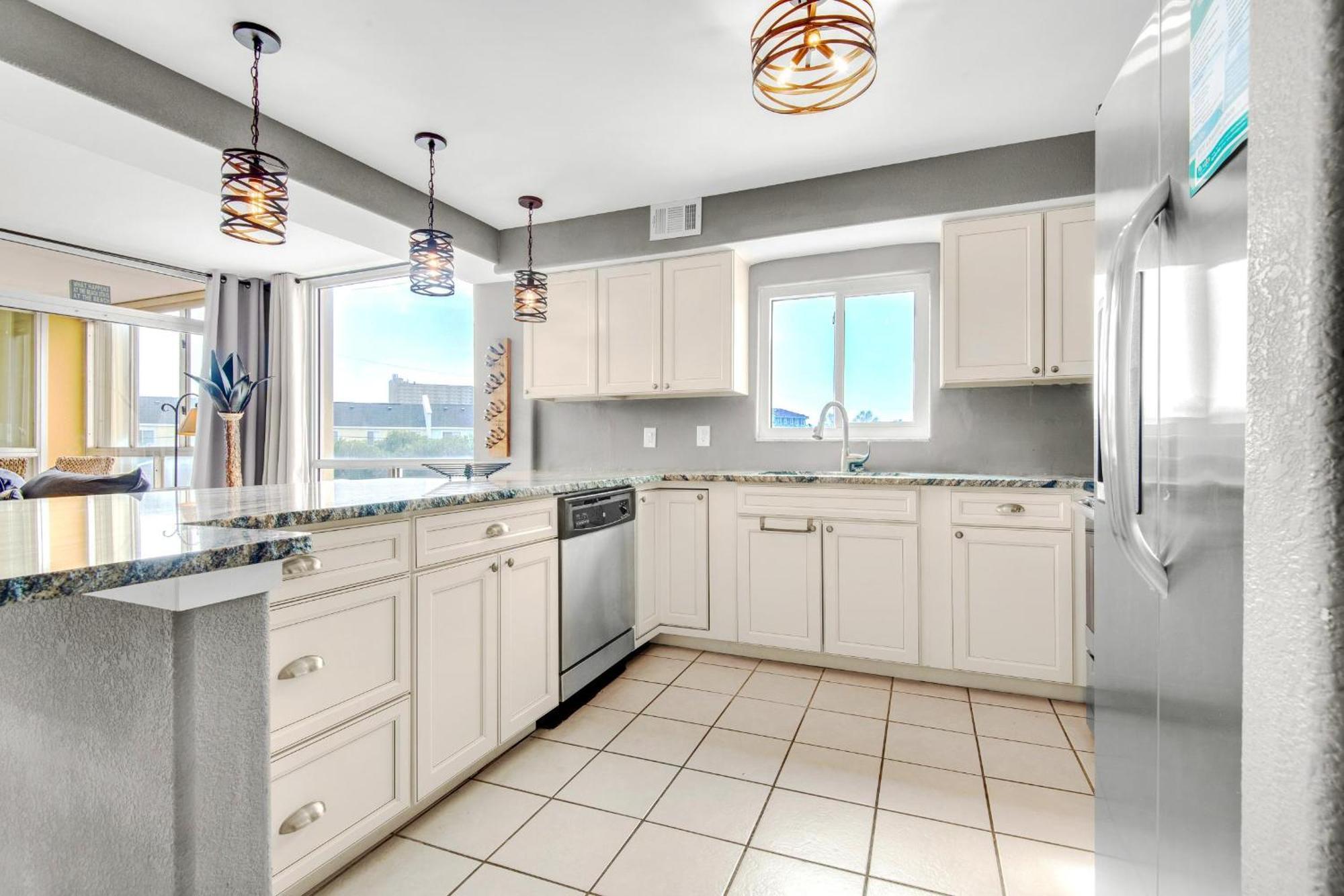 Shoreline Towers 3021 Destin