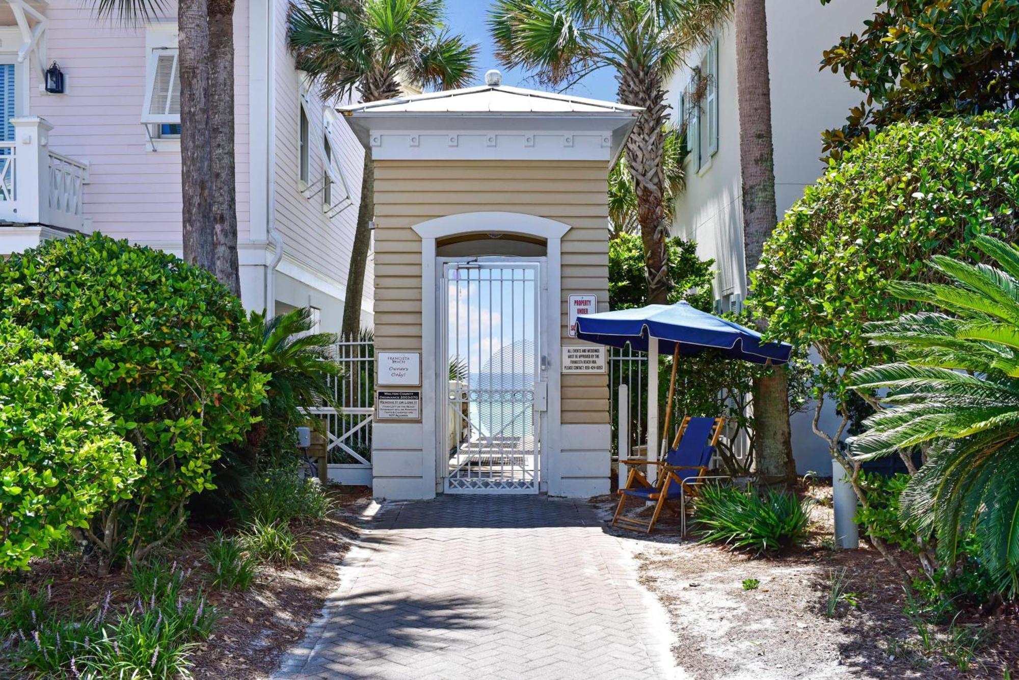 Paradise Palms With Heated Pool And Private Holiday home