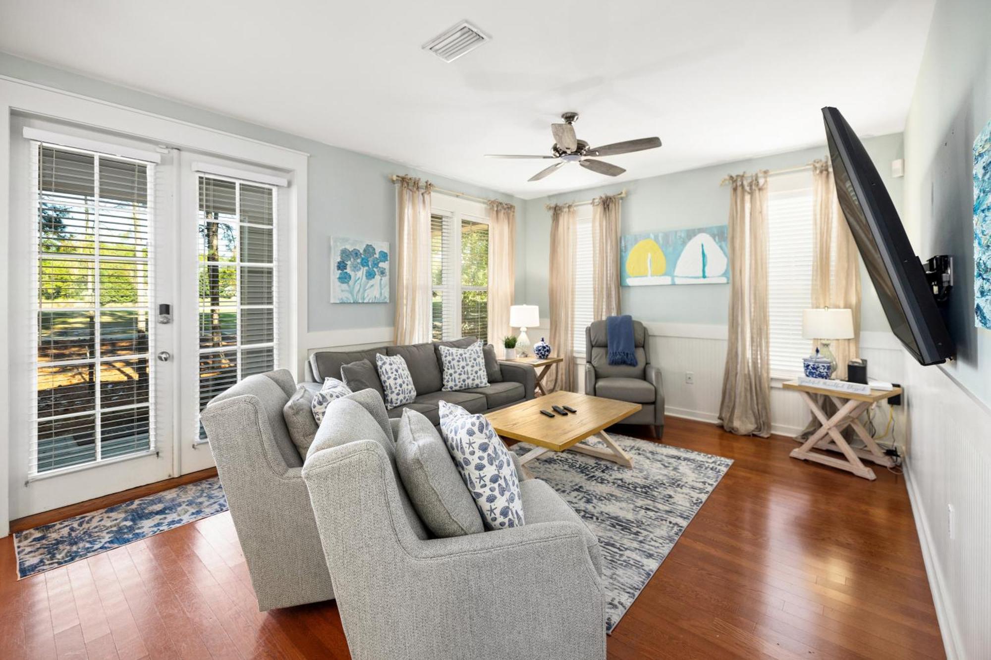 1366 Laurel Grove Holiday home *
