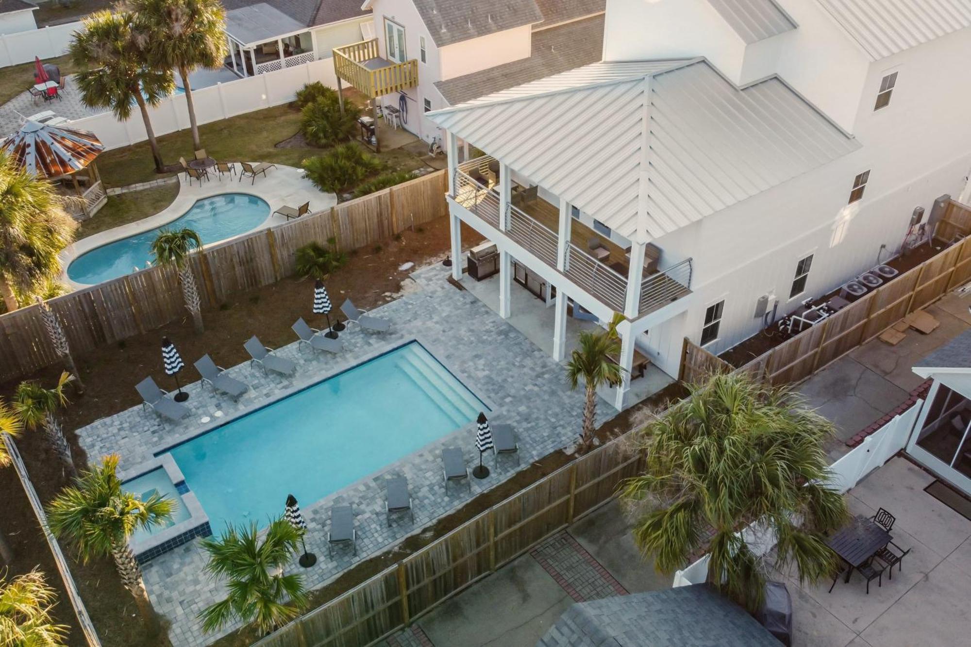 Holiday home Lyle By Avantstay Chic House W Pool Hot Tub Walking Distance To Ocean *