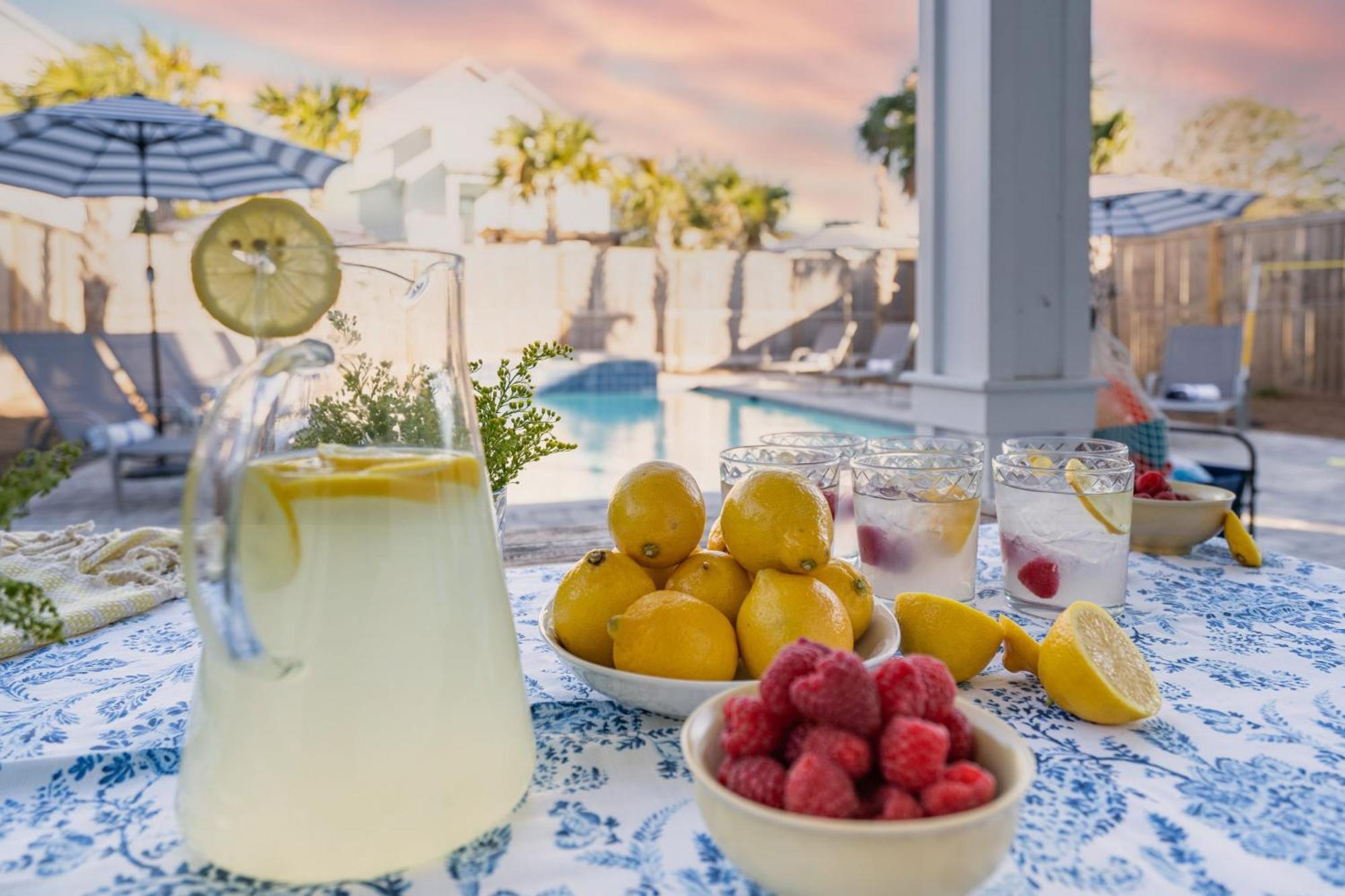 Lyle By Avantstay Chic House W Pool Hot Tub Walking Distance To Ocean Holiday home