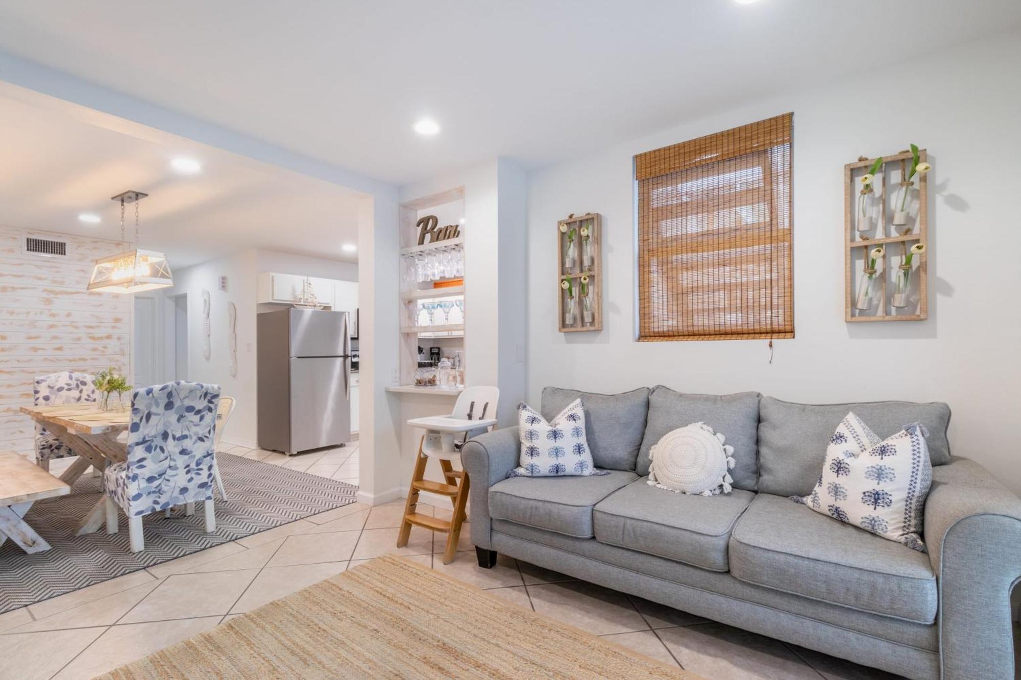 Dolphin By Avantstay 2 Mins Walk To W Pool Large Outdoor Entertaining Area * Destin