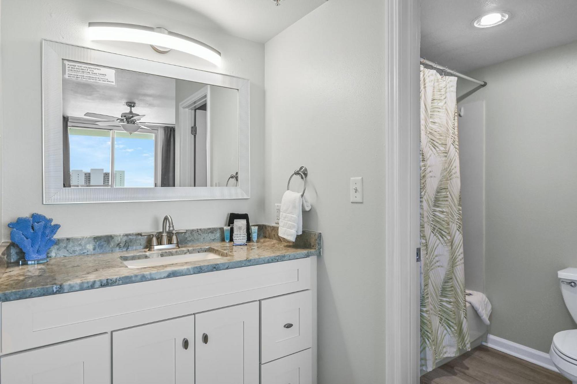 Terrace At Pelican Resort, Pools, Hot Tubs, In The Heart Of Apartment Destin