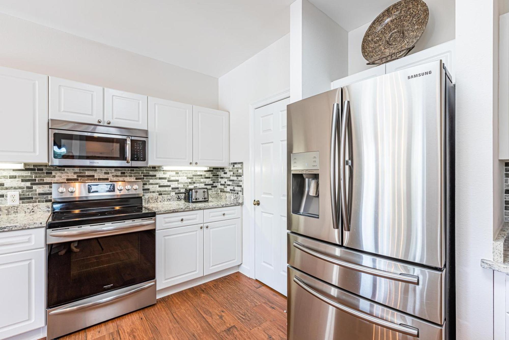 Turnberry 8563