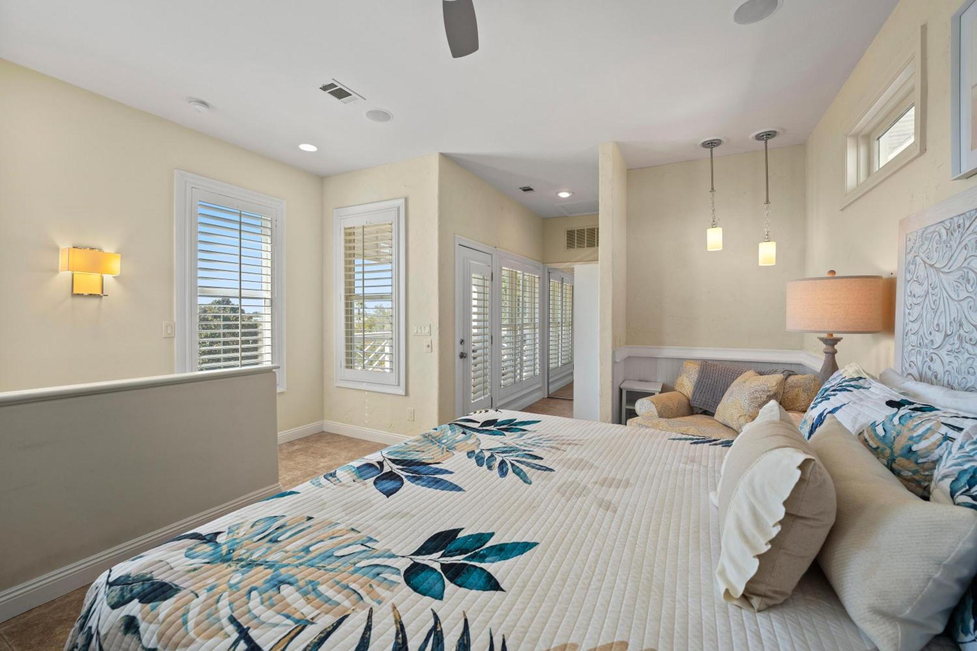 Destined For Sun S 107 Cayman Cove *