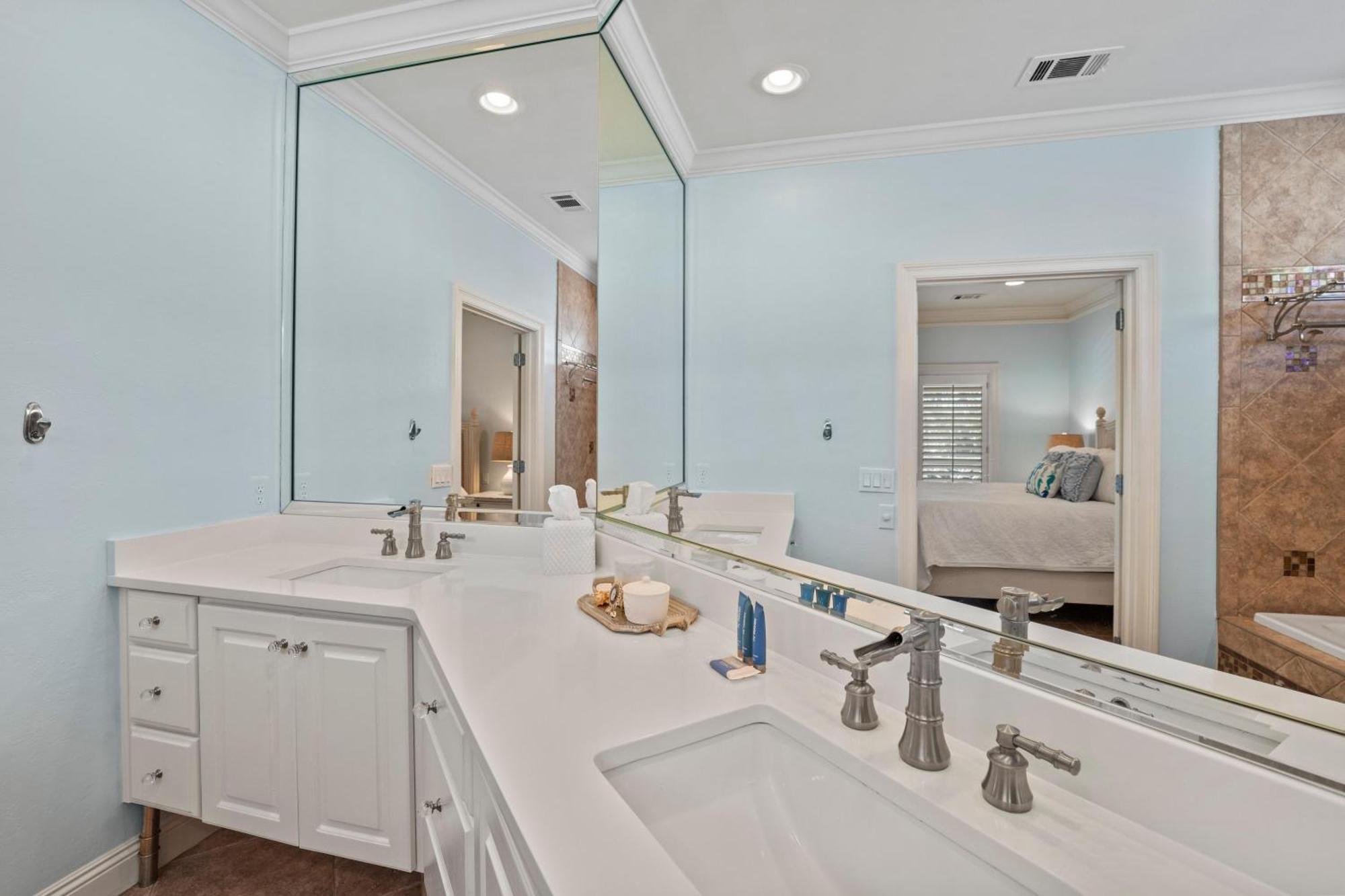 Holiday home Destined For Sun S 107 Cayman Cove