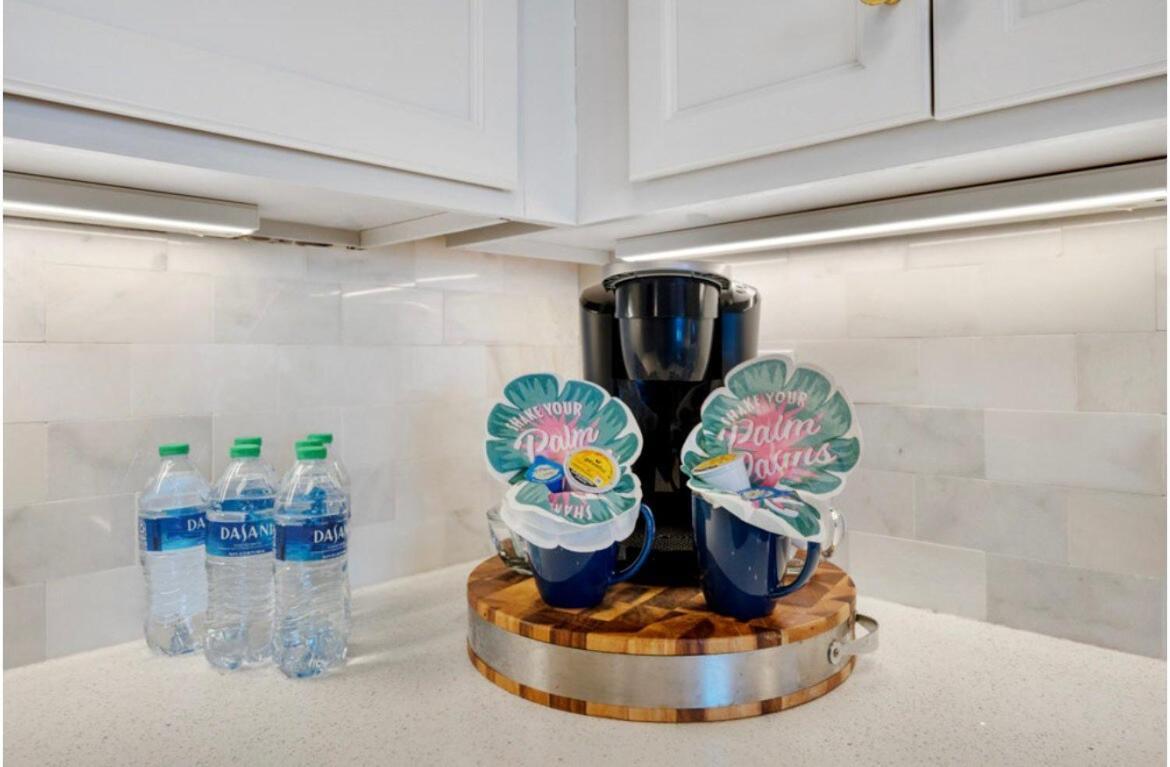 Holiday home 5 Star 6th Fl 2br 2 Bath King Shuttle Pools Family