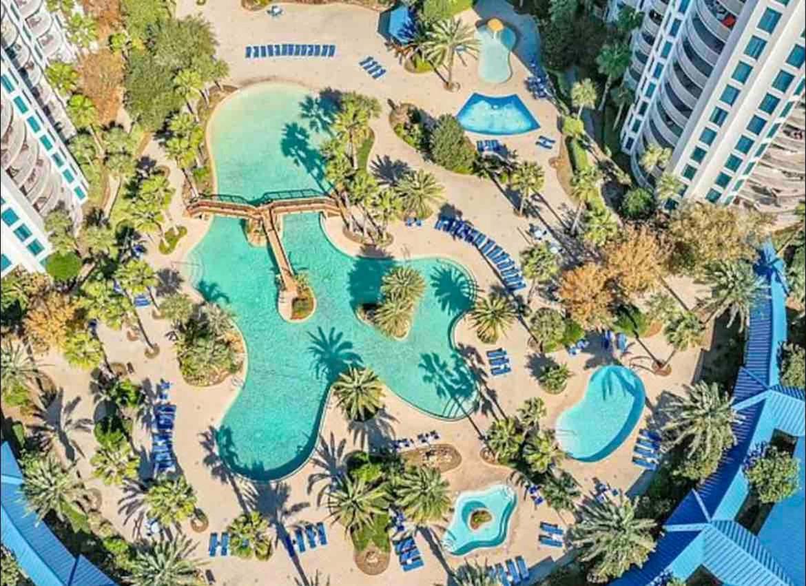 Holiday home 5 Star 6th Fl 2br 2 Bath King Shuttle Pools Family Destin