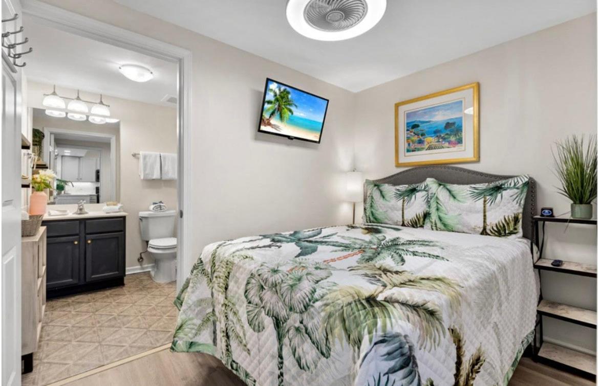Holiday home 5 Star 6th Fl 2br 2 Bath King Shuttle Pools Family Destin