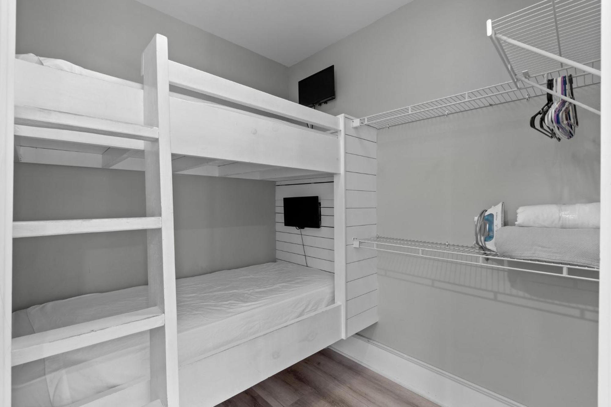 112 Mbv Apartment