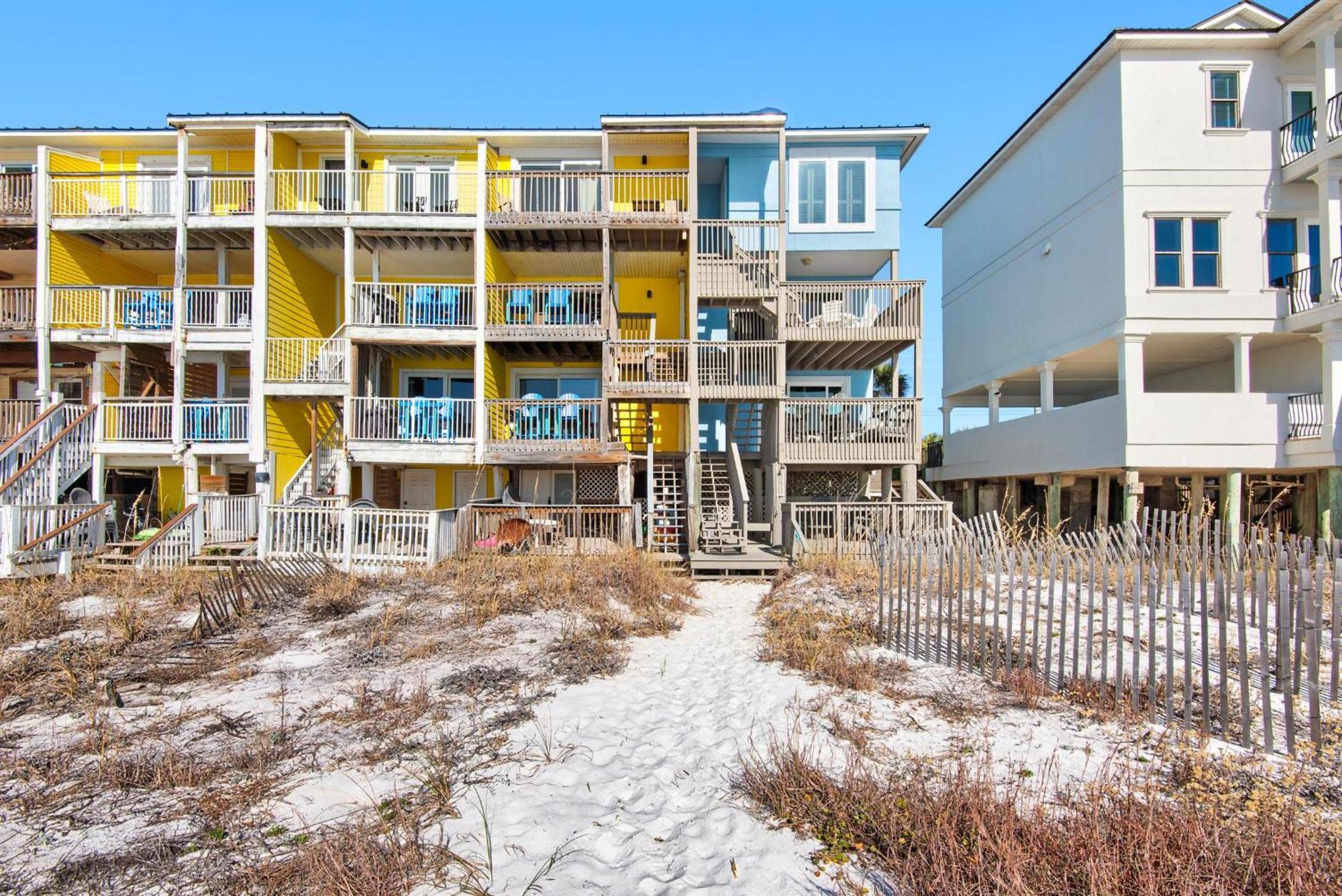 Sunchase Townhouse #1 Apartment